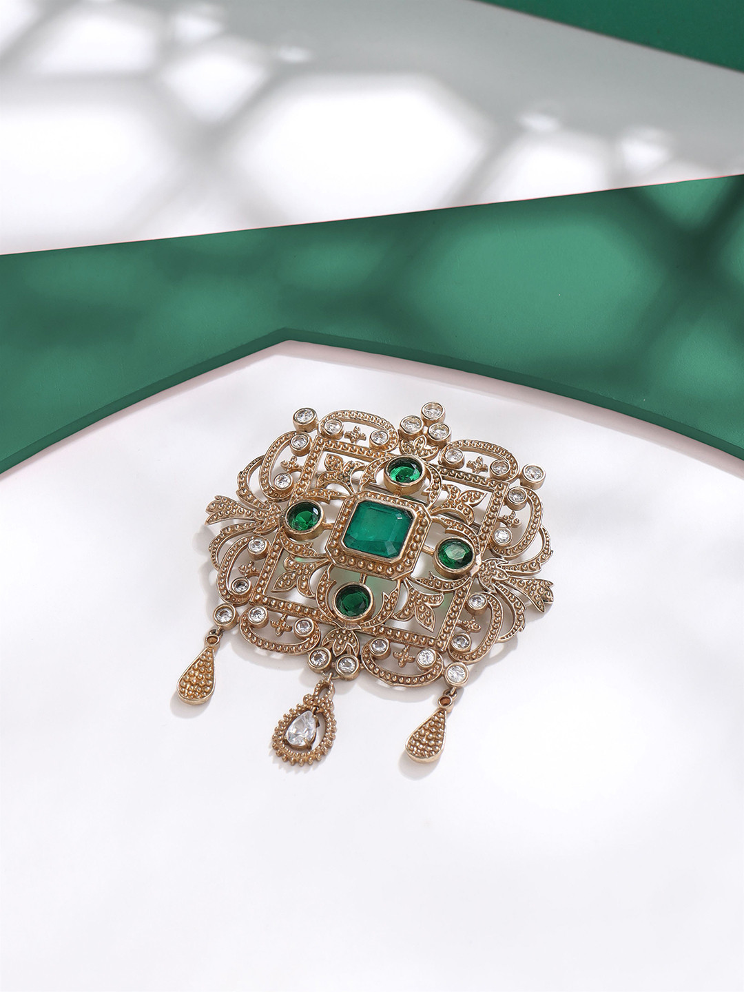 

COSA NOSTRAA Men Stone-Studded Brooch, Metallic