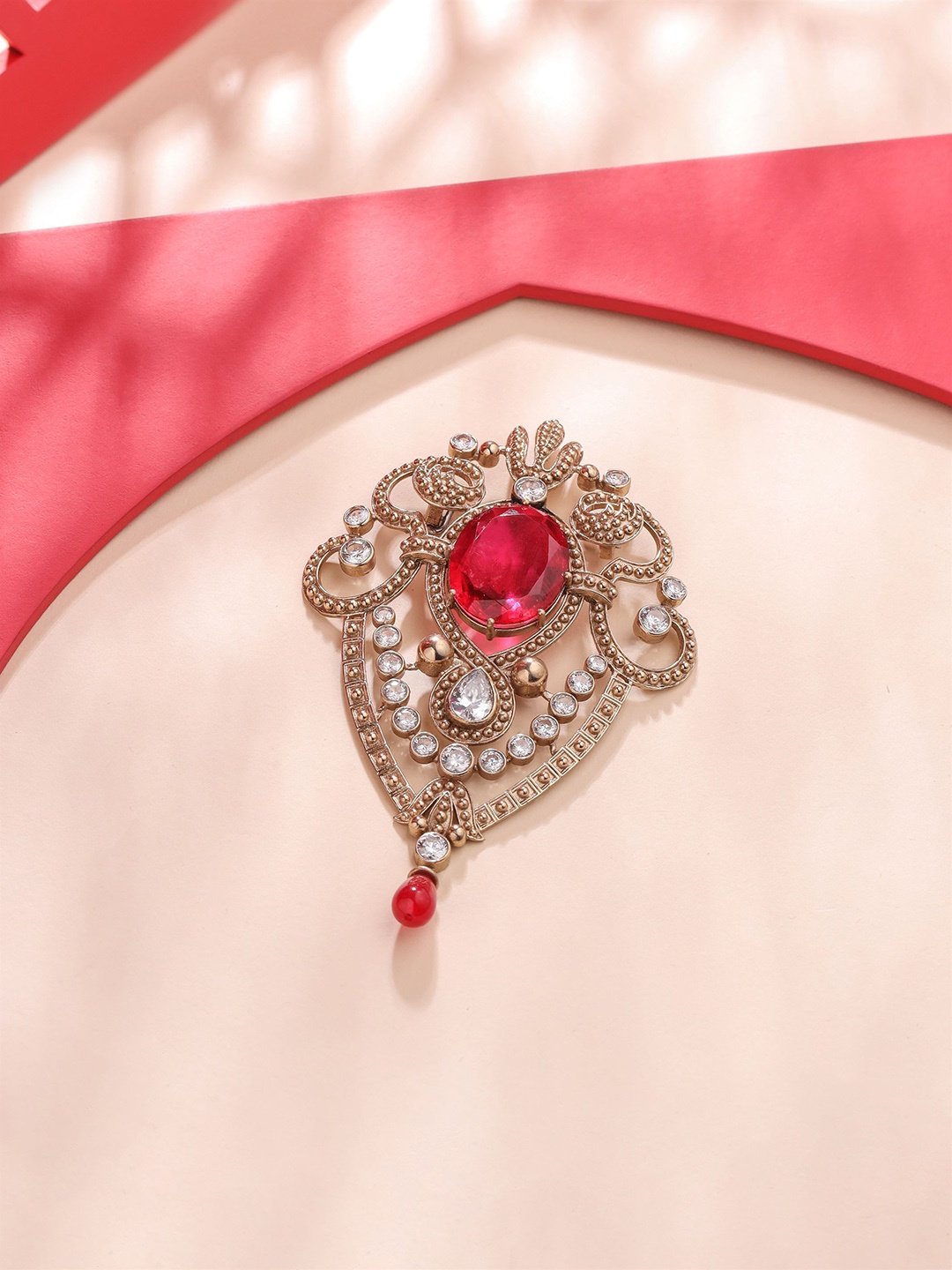 

COSA NOSTRAA Men Artificial Stones and Beads Brooch, Gold