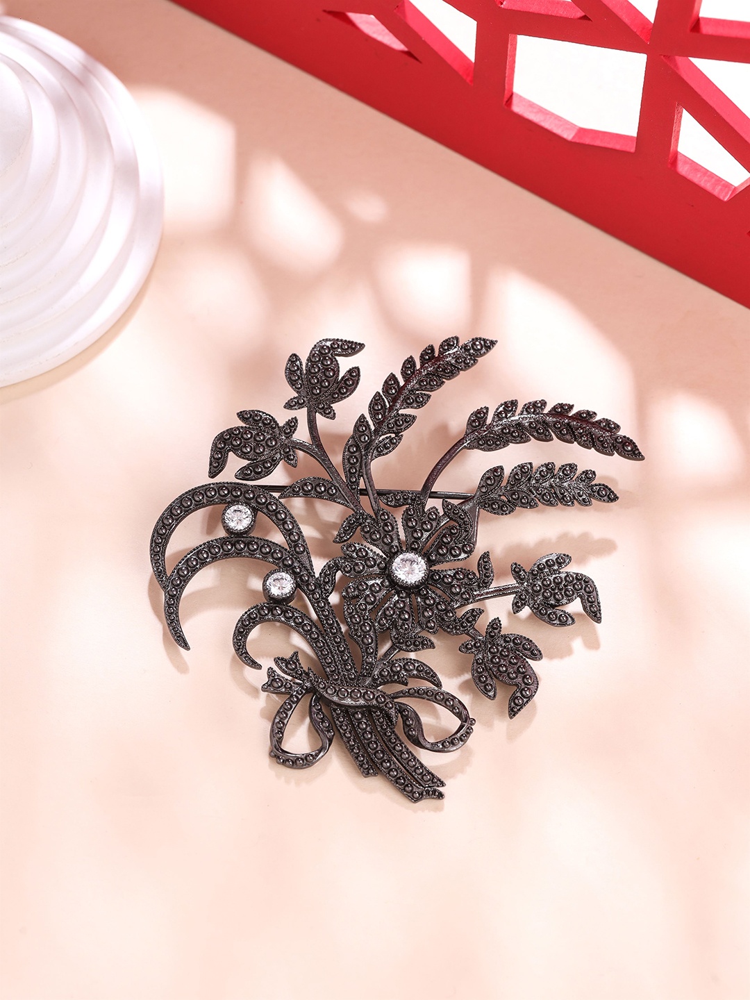 

COSA NOSTRAA Stone-Studded Floral Fabel Brooch, Metallic