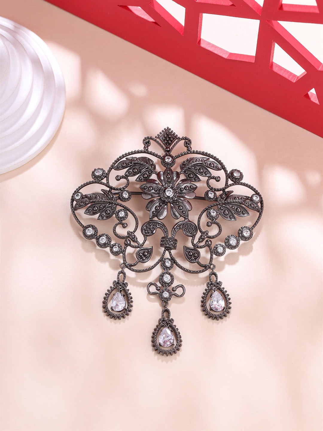 

COSA NOSTRAA Men Stone Studded Vintage Flora Brooch, Grey