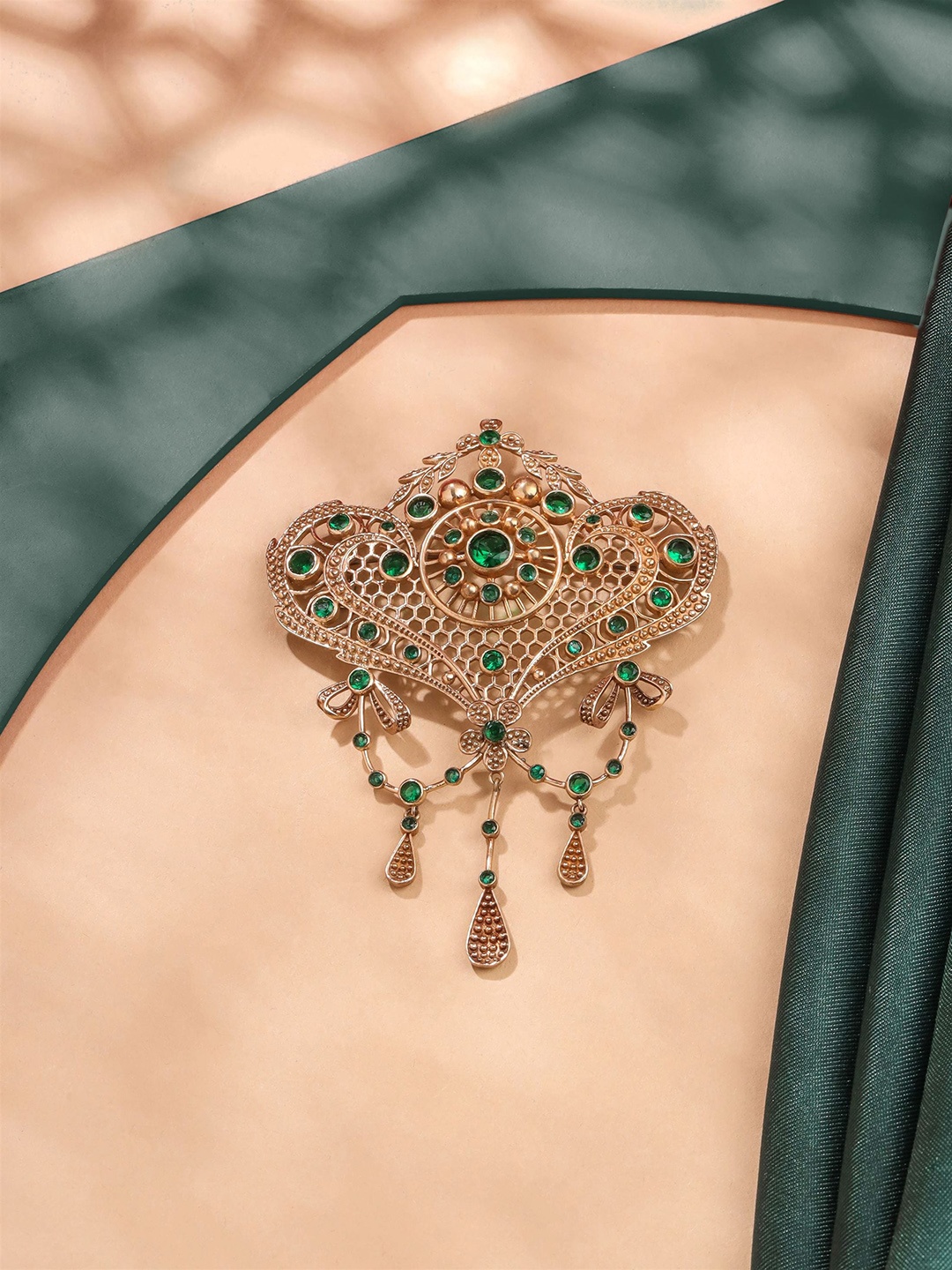 

COSA NOSTRAA Men Artificial Stones and Beads Brooch, Gold