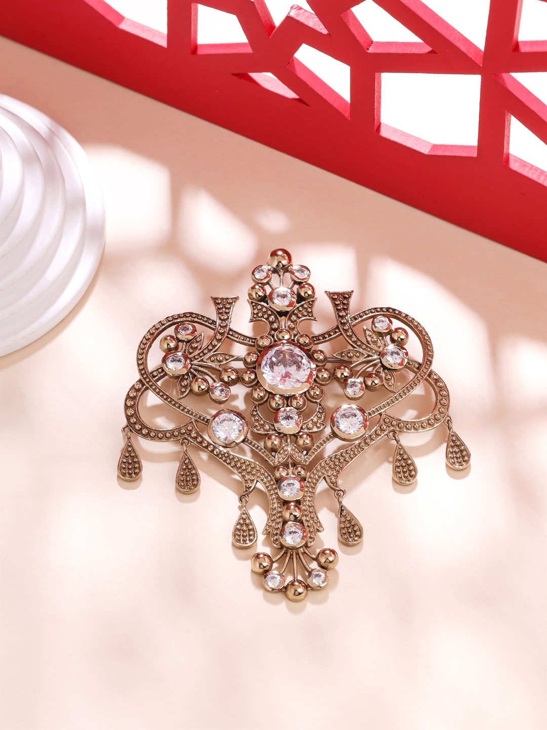 

COSA NOSTRAA Stone Studded Grace of Garden Brooch, Metallic
