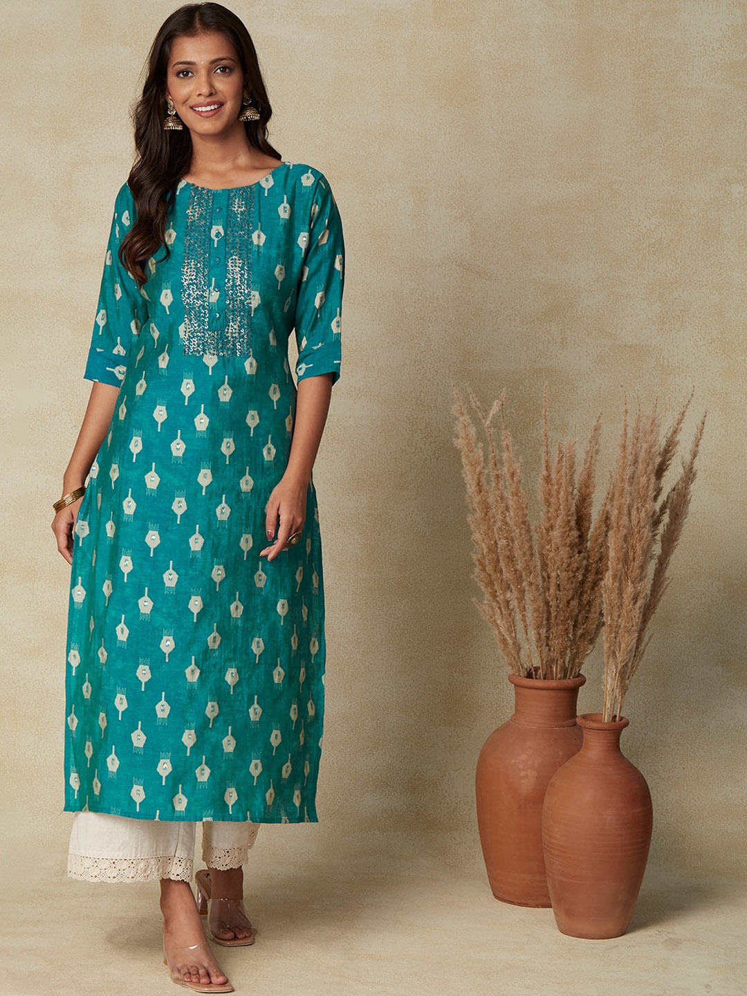 

FASHOR Ethnic Motifs Printed Sequinned Silk Kurta, Turquoise blue