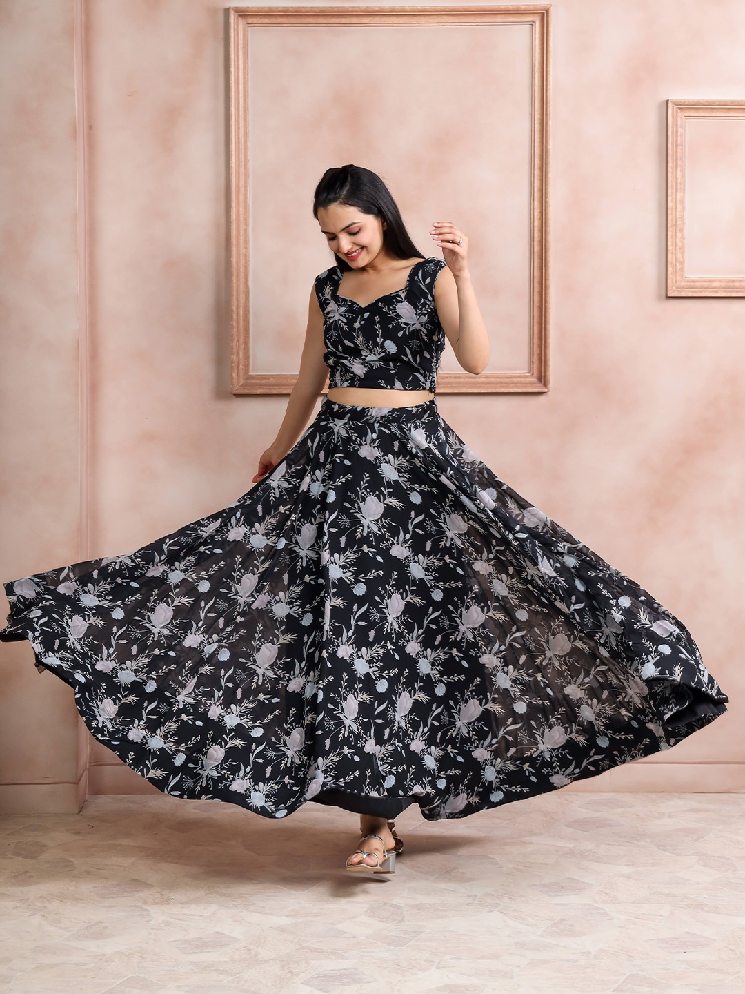 

Vidraa Western Store Printed Ready To Wear Lehenga & Blouse, Black