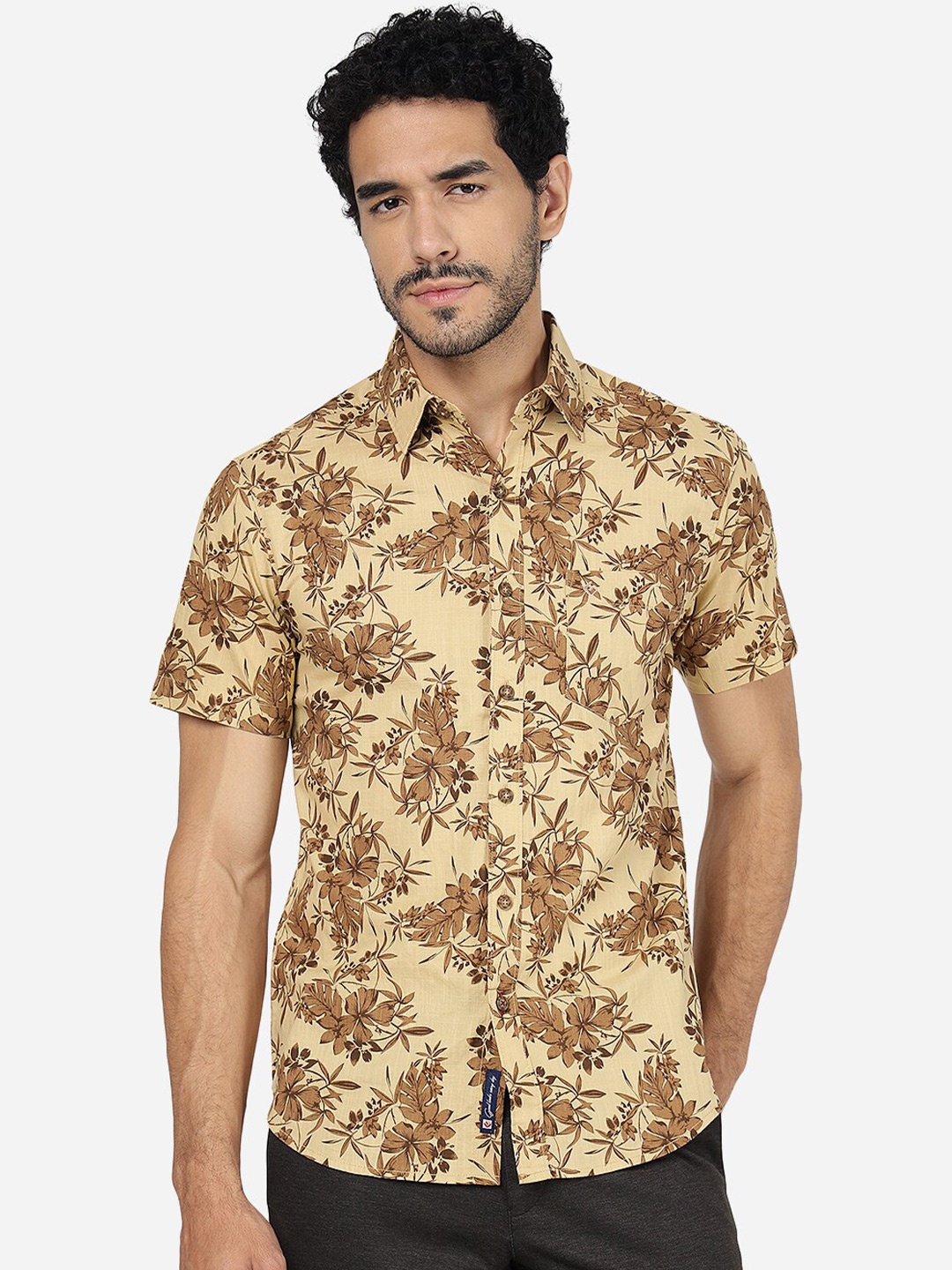 

Greenfibre Slim Fit Floral Printed Spread Collar Short Sleeves Cotton Casual Shirt, Brown