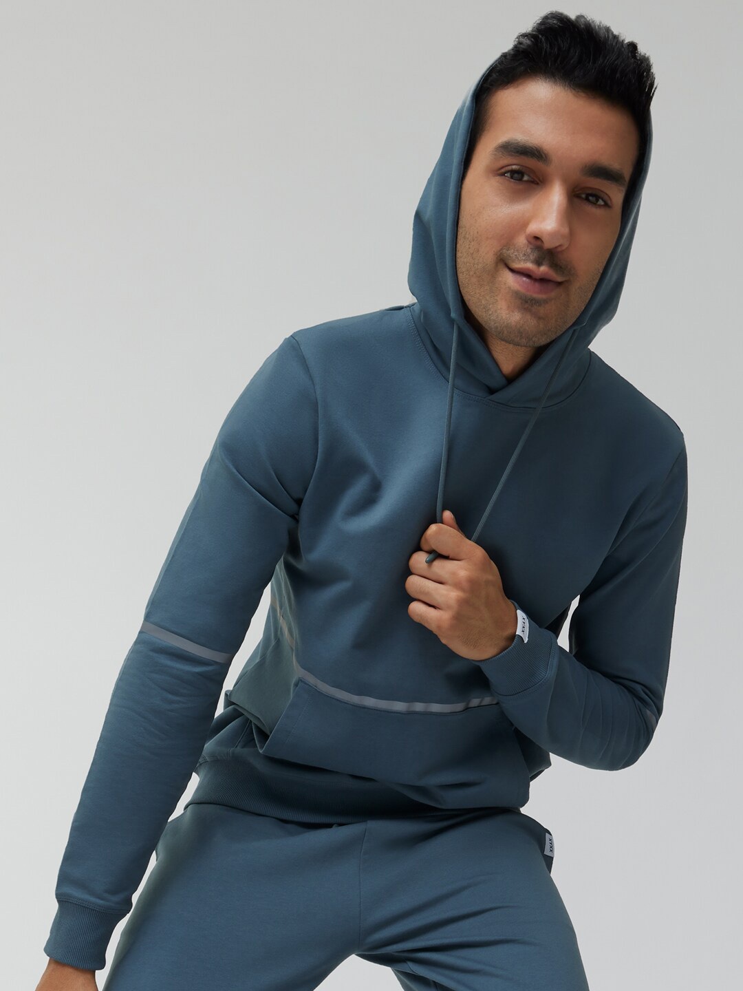 

XYXX Men Regular Fit Hoodie, Grey