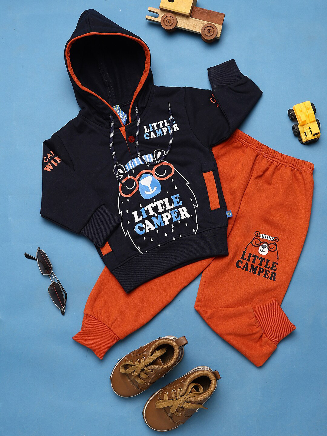 

V-Mart Boys Printed T-Shirt With Pyjamas, Navy blue