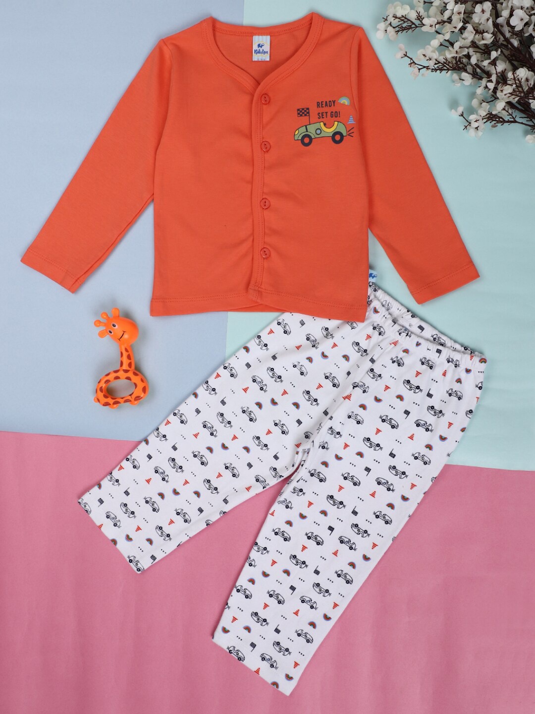 

V-Mart Boys Printed T-shirt with Trousers, Navy blue