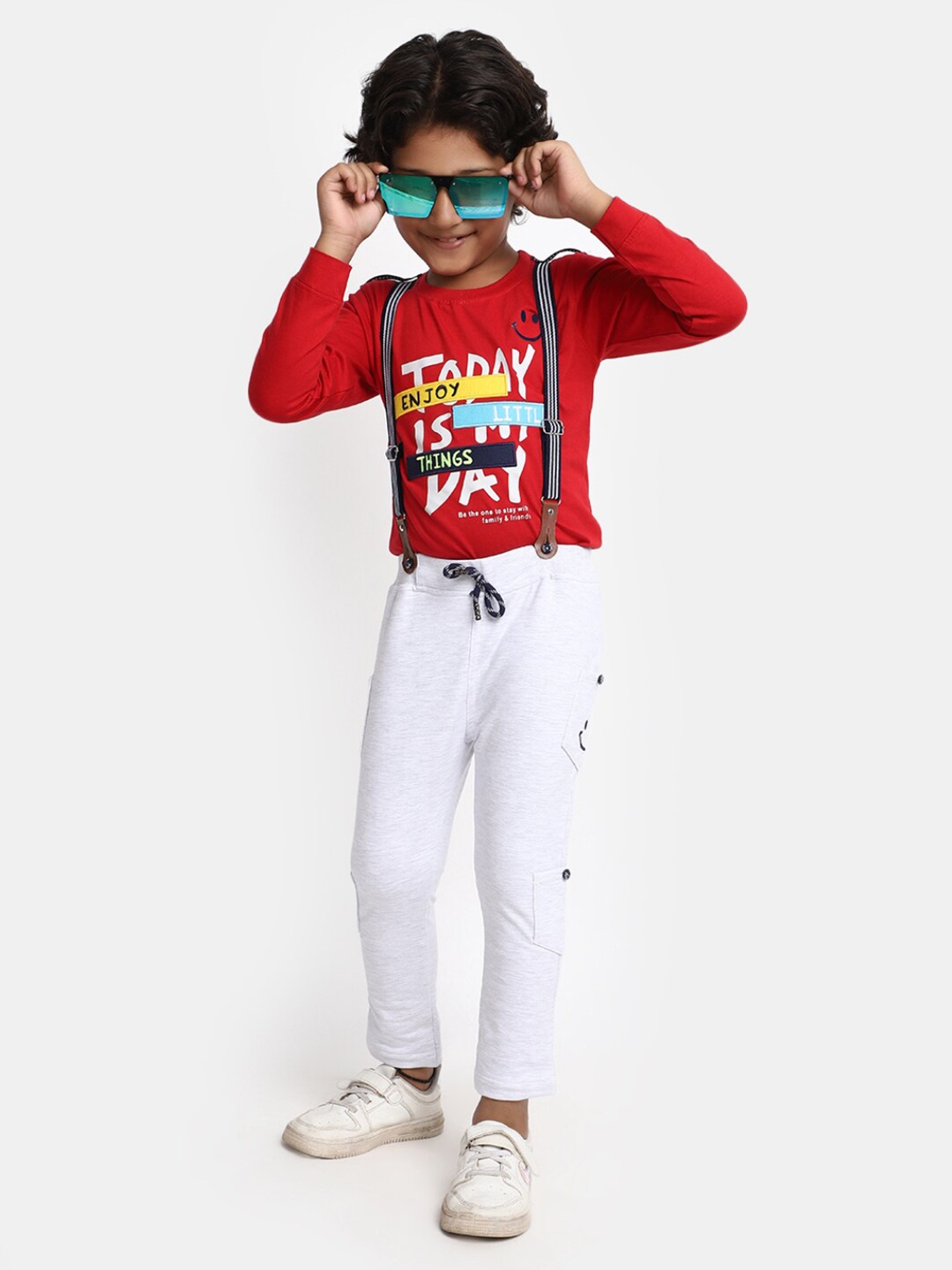 

V-Mart Boys Typography Printed T-shirt with Trousers, Red
