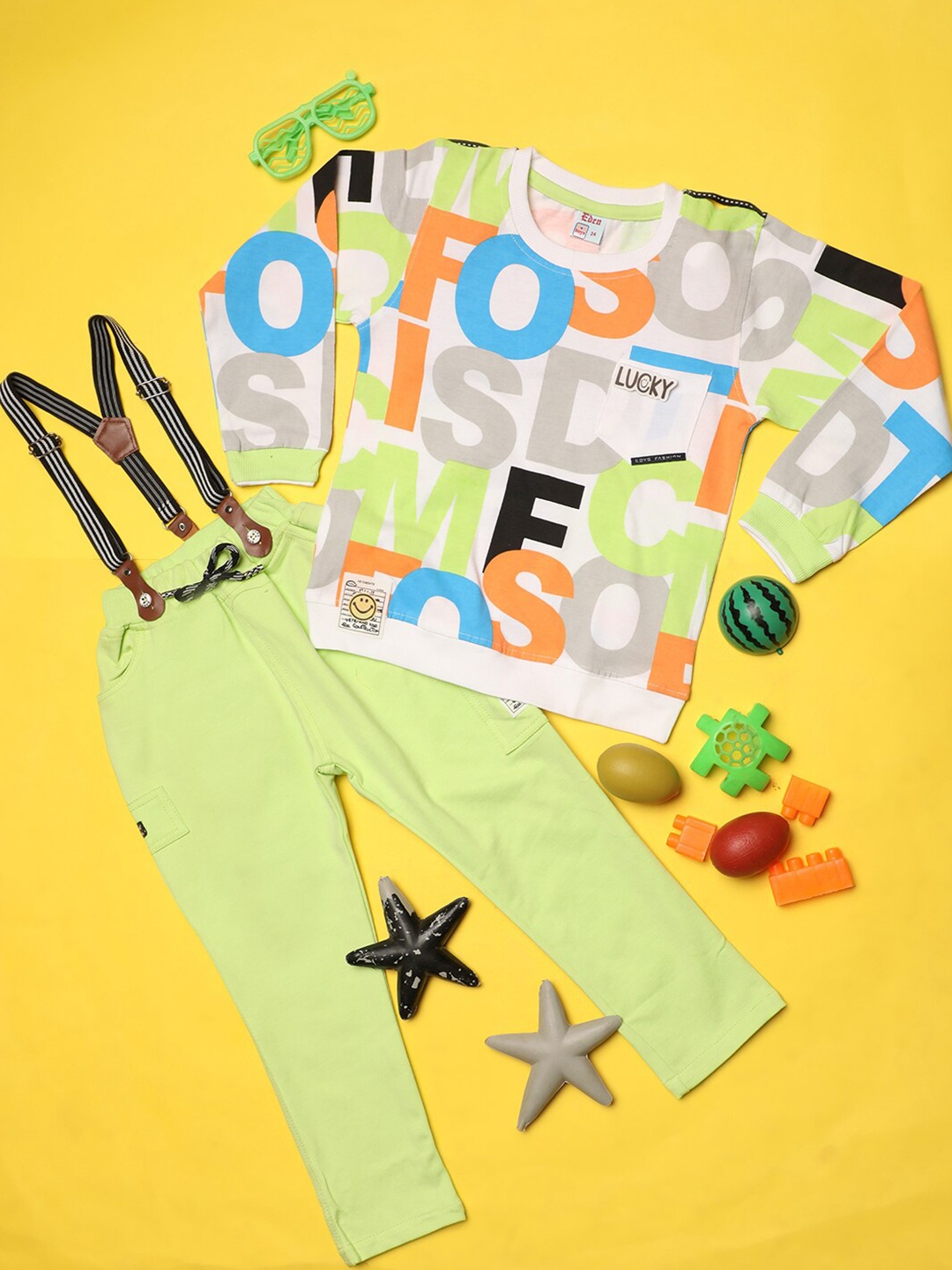 

V-Mart Boys Printed T-shirt With Trousers, White