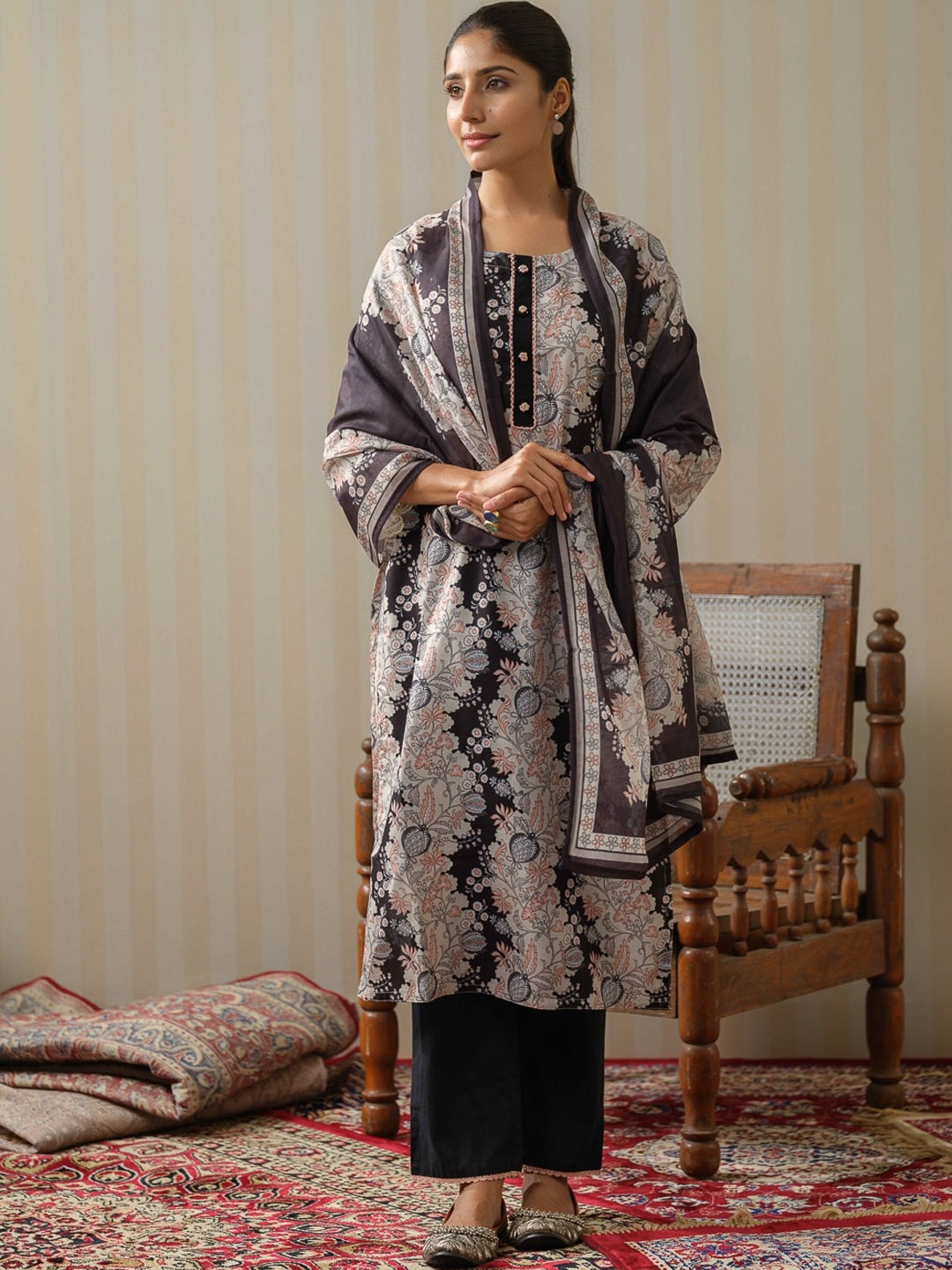 

Sangria Floral Printed Linen A-Line Kurta With Trousers & Dupatta, Black