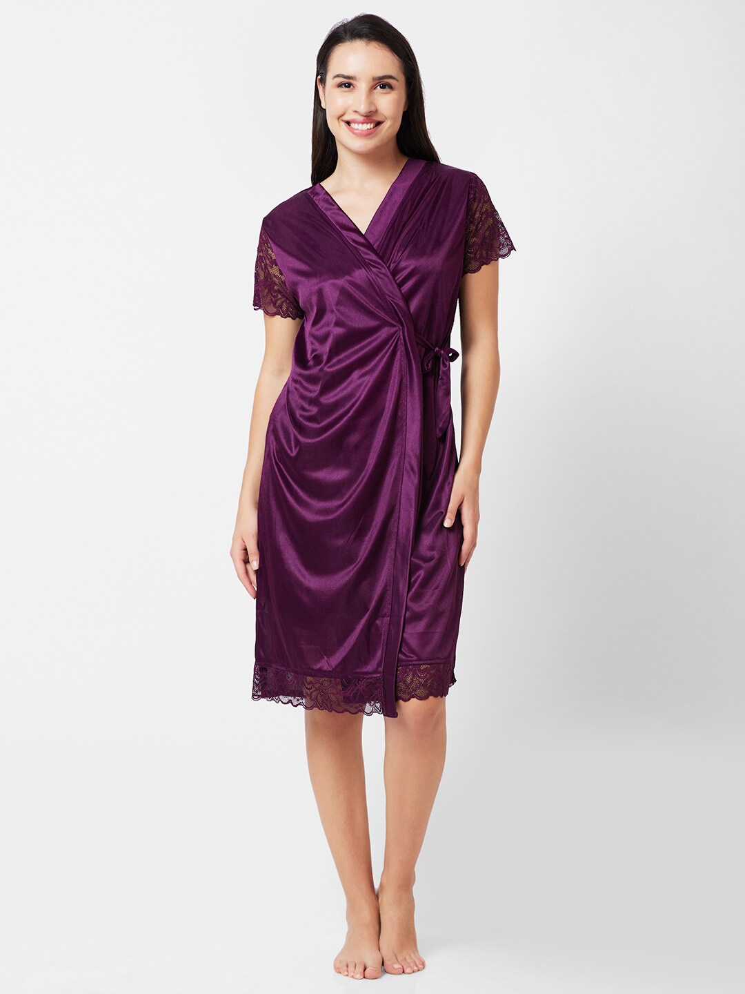 

FashionRack Lace Shoulder Straps Sleeveless Satin Wrap Nightdress With Robe, Purple