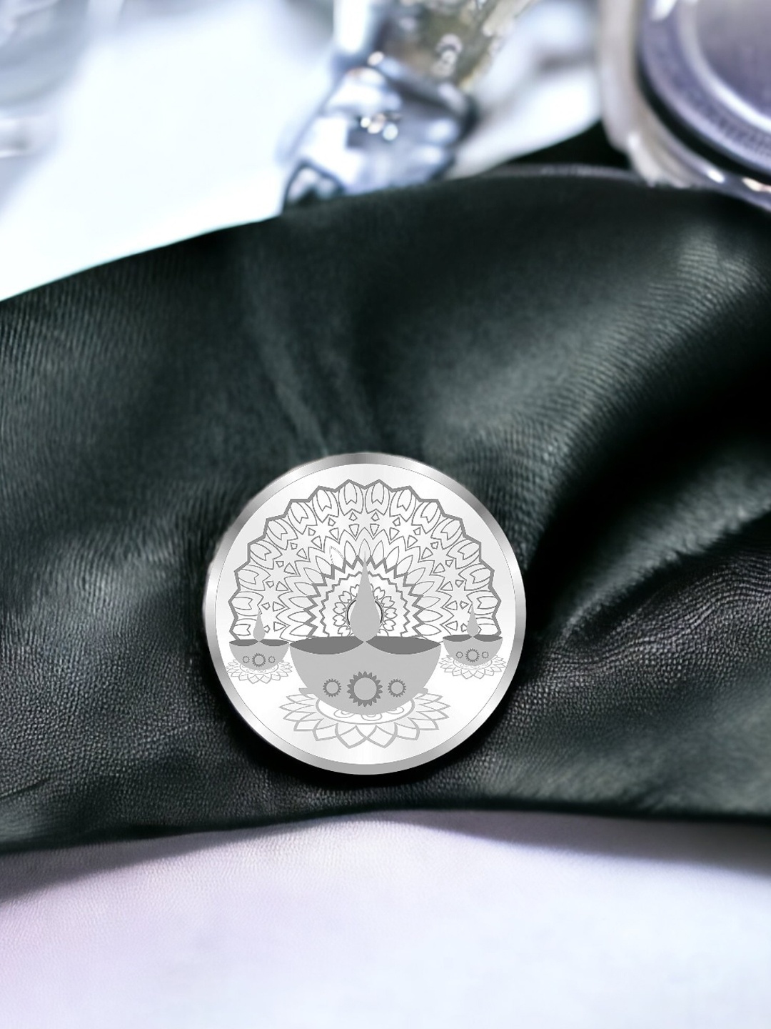 

Taraash Diya 999 Silver Coin - 10gm