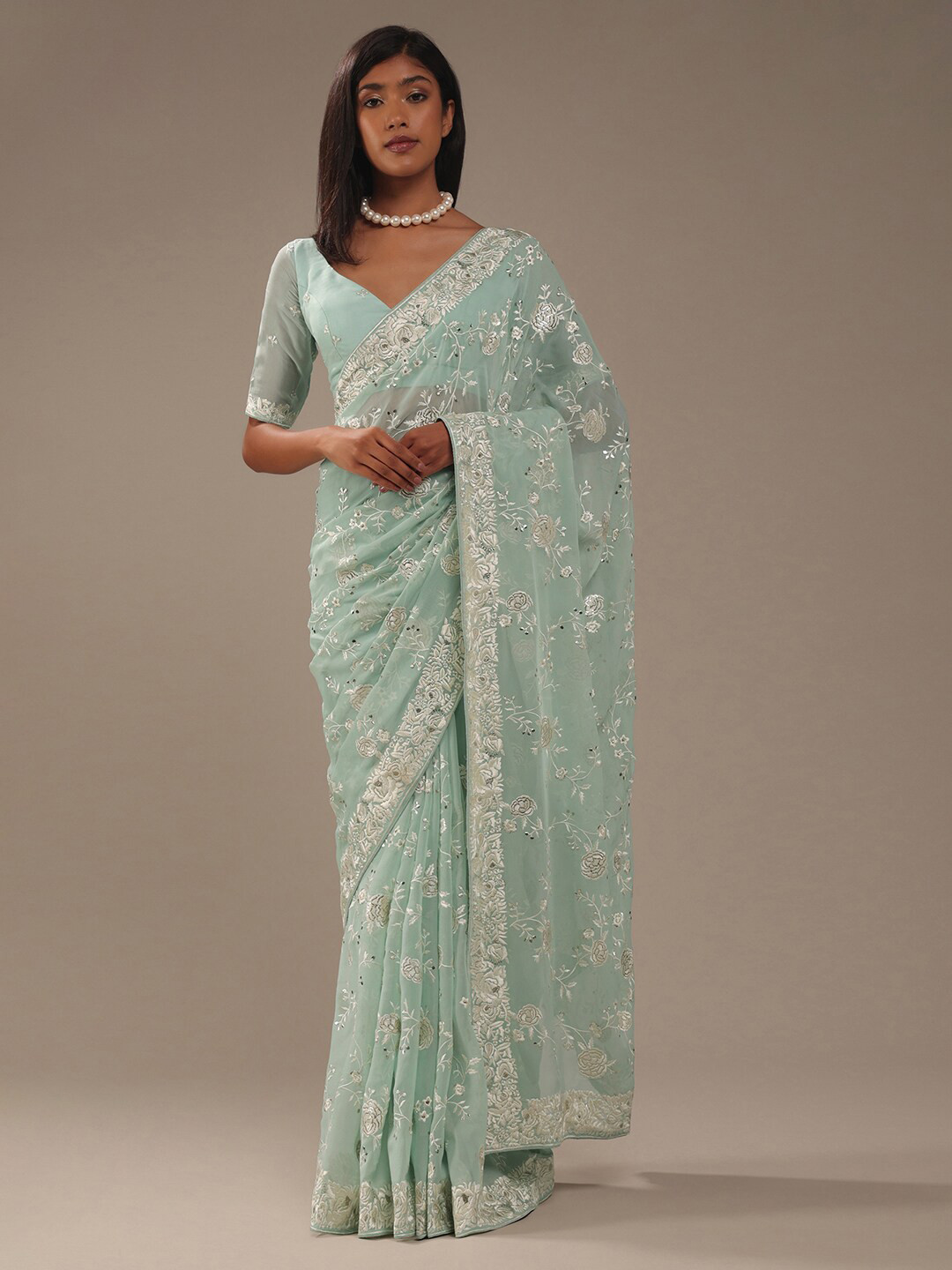 

KALKI Fashion Floral Embroidered Saree, Green