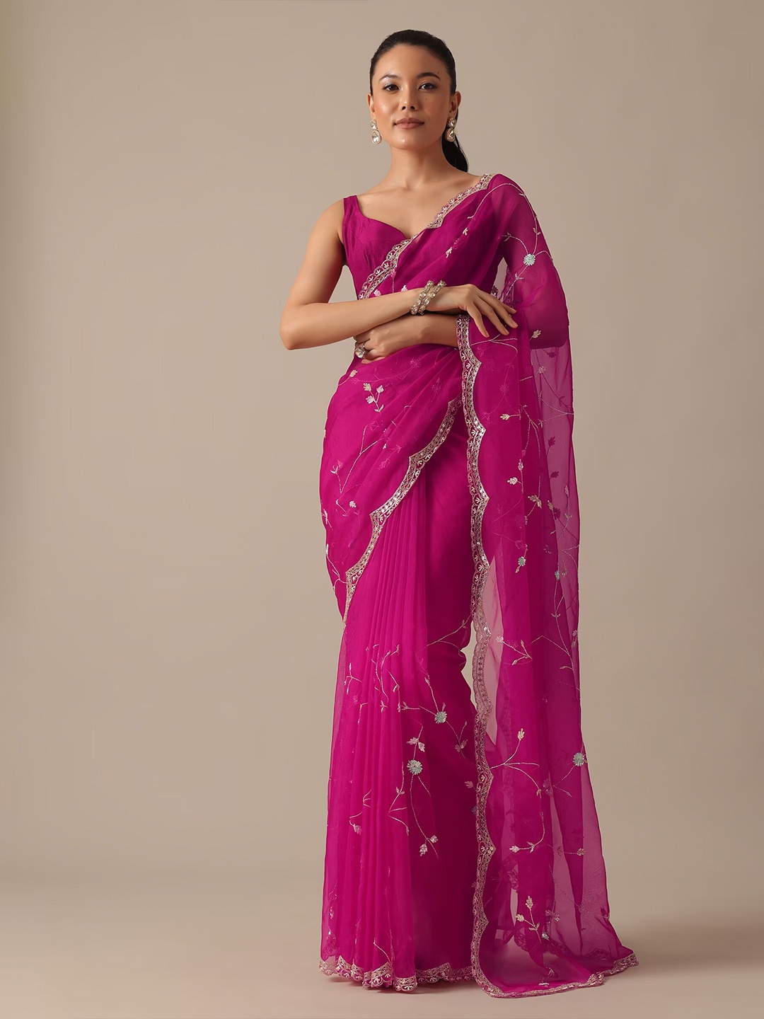 

KALKI Fashion Floral Embroidered Organza Saree, Pink