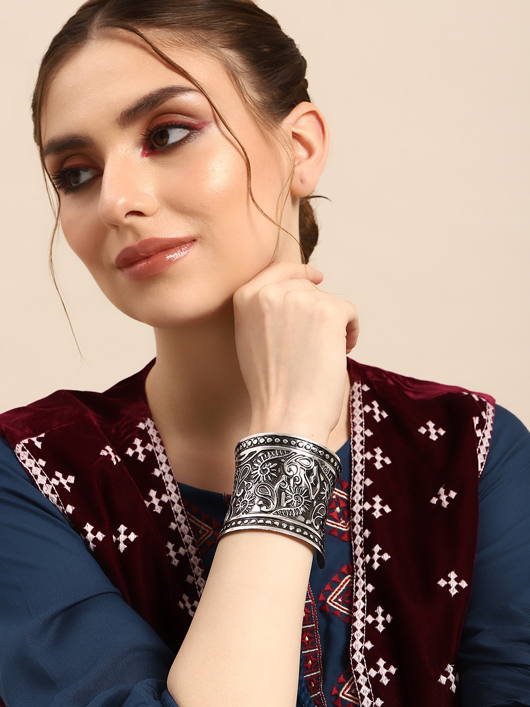 

Sangria Women Silver-Plated Cuff Bracelet