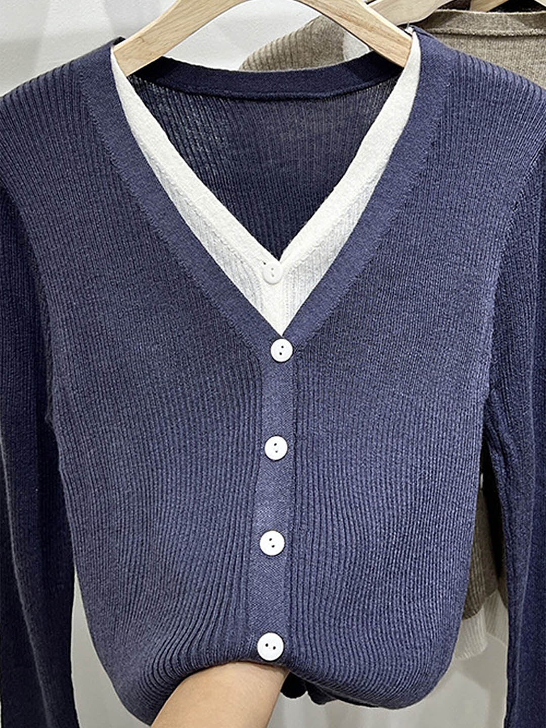 

LULU & SKY Ribbed V-Neck Cardigan, Blue