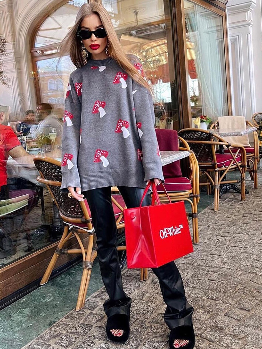 

LULU & SKY Conversational Printed Oversized Pullover, Grey
