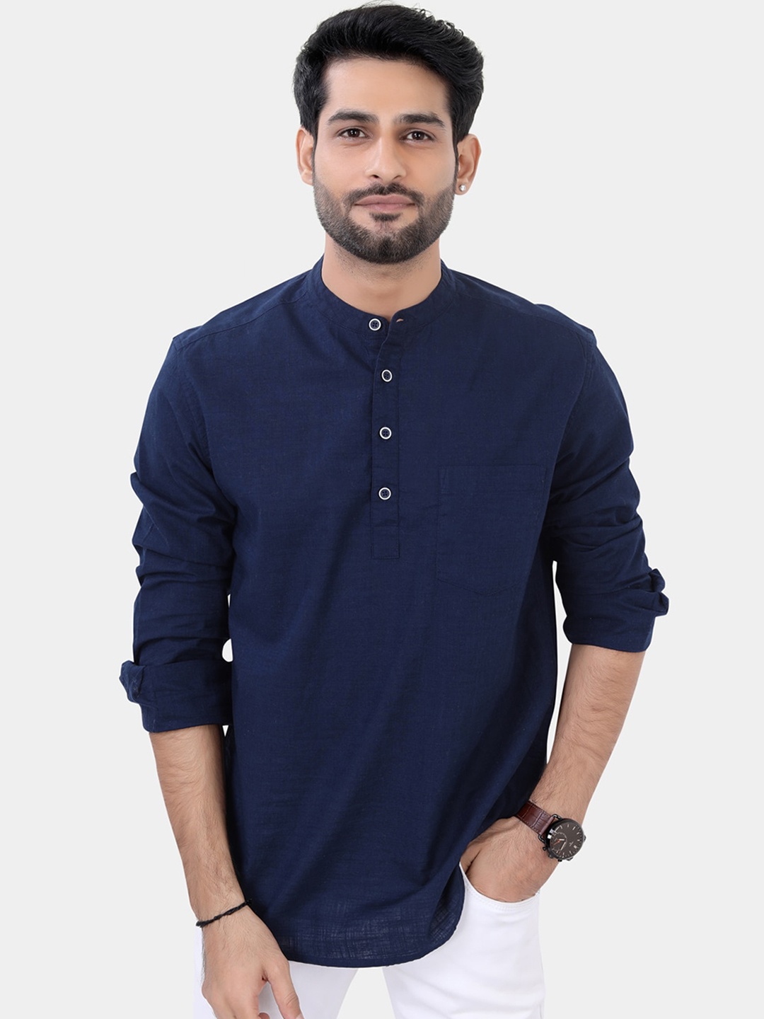 

VASTRADO Mandarin Collar Pure Cotton Straight Kurta, Navy blue