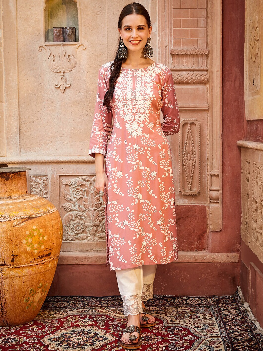 

FASHOR Peach-Coloured & White Floral Printed Embroidered Straight Kurta