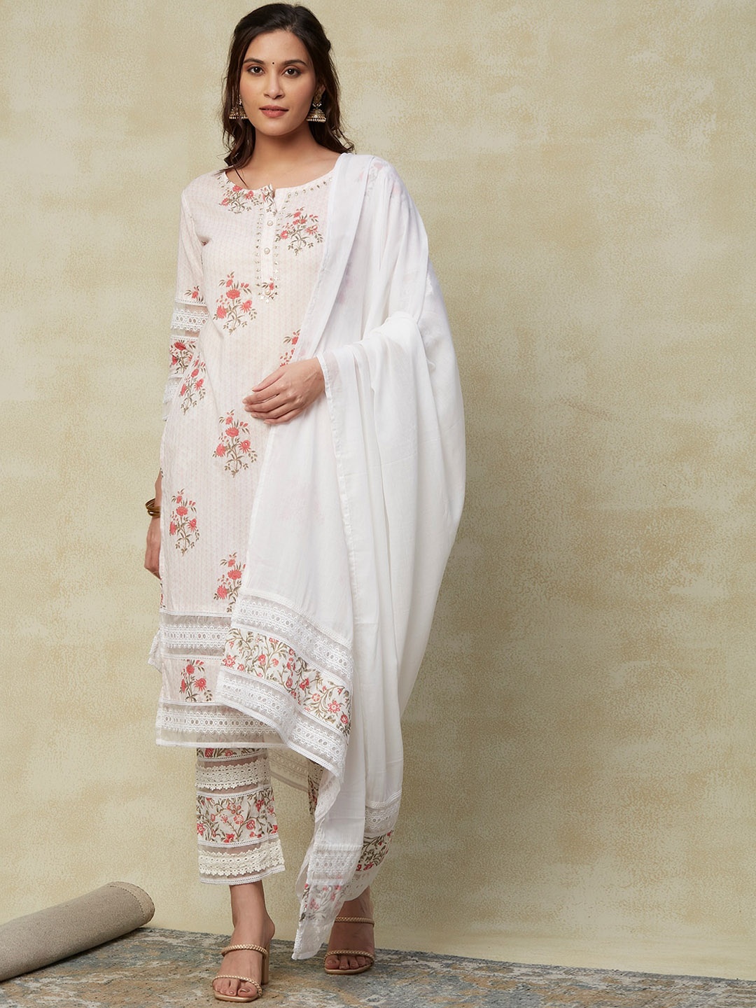 

FASHOR Floral Printed Thread Work Pure Cotton Kurta with Trousers & Dupatta, White