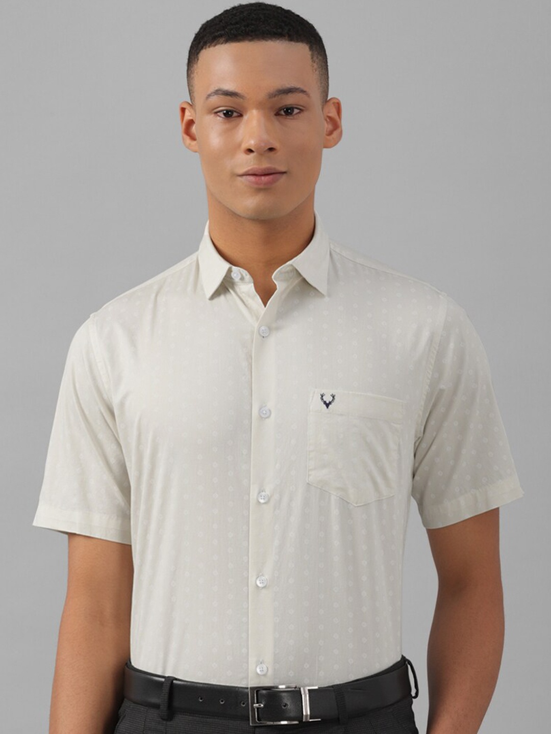 

Allen Solly Slim Fit Micro Ditsy Printed Pure Cotton Formal Shirt, Cream