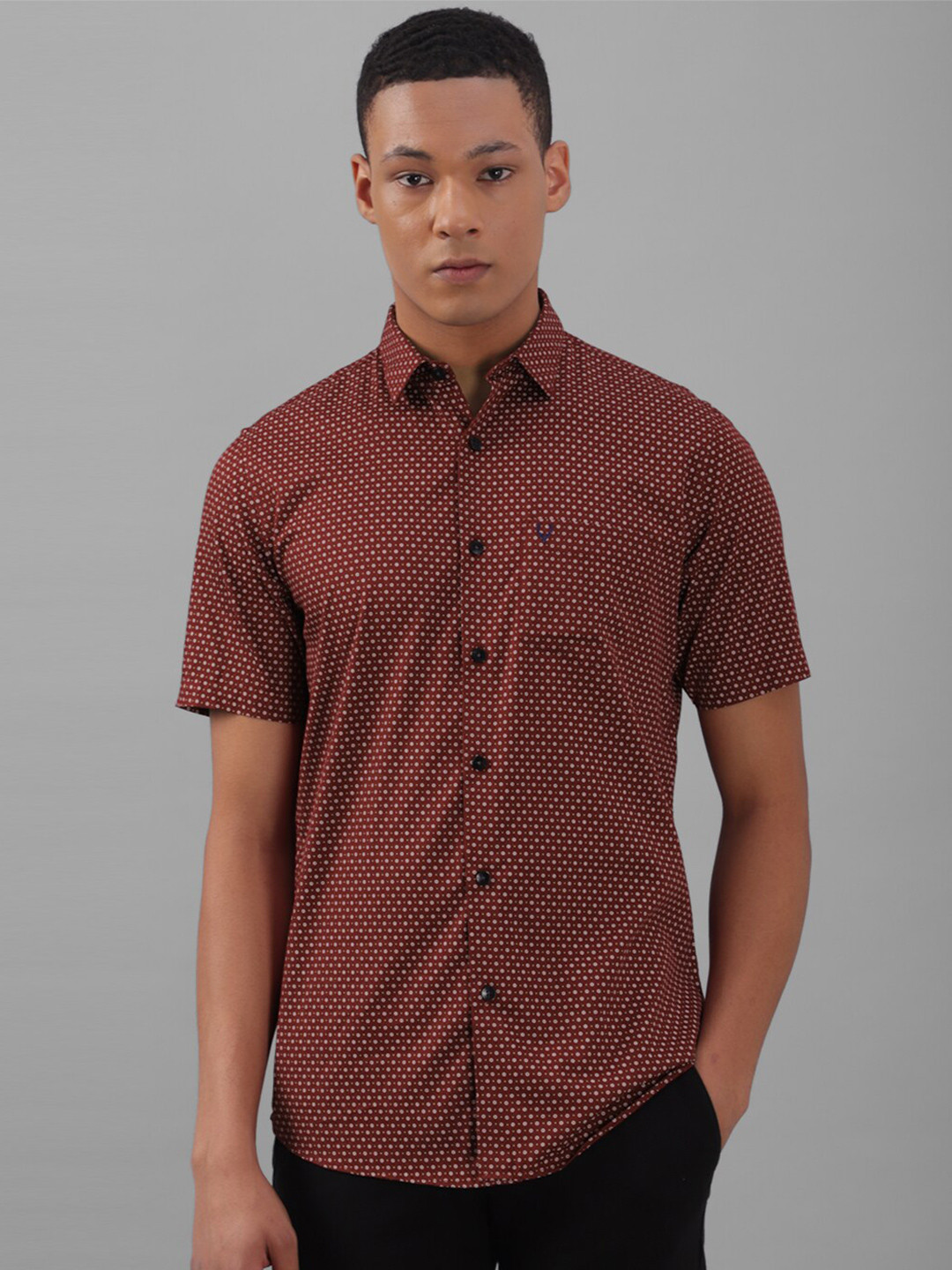 

Allen Solly Slim Fit Micro Ditsy Printed Pure Cotton Casual Shirt, Maroon