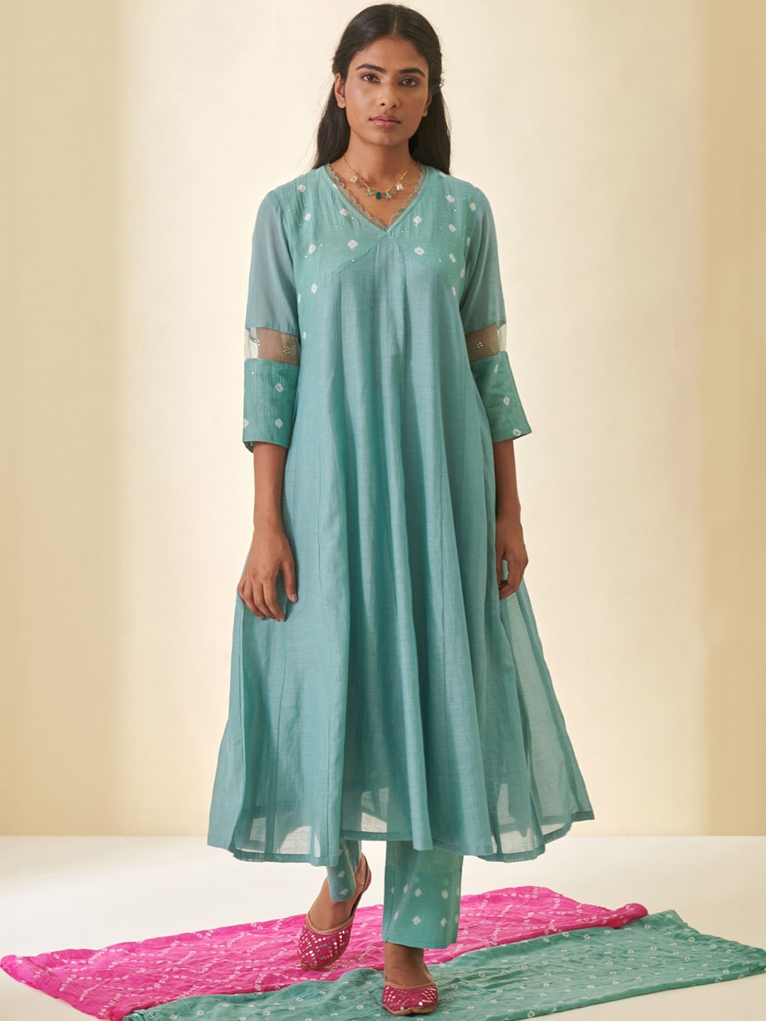 

Prakriti Jaipur V-Neck Empire Cotton Kurta, Blue