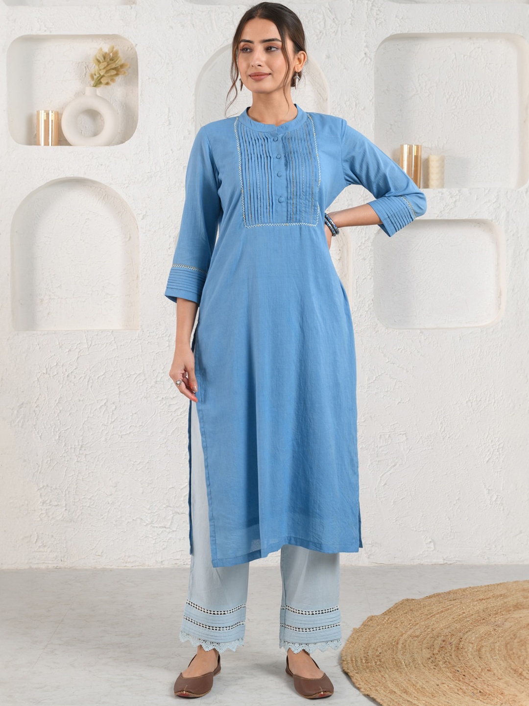 

Prakriti Jaipur Mandarin Collar Pleated Straight Kurta, Blue