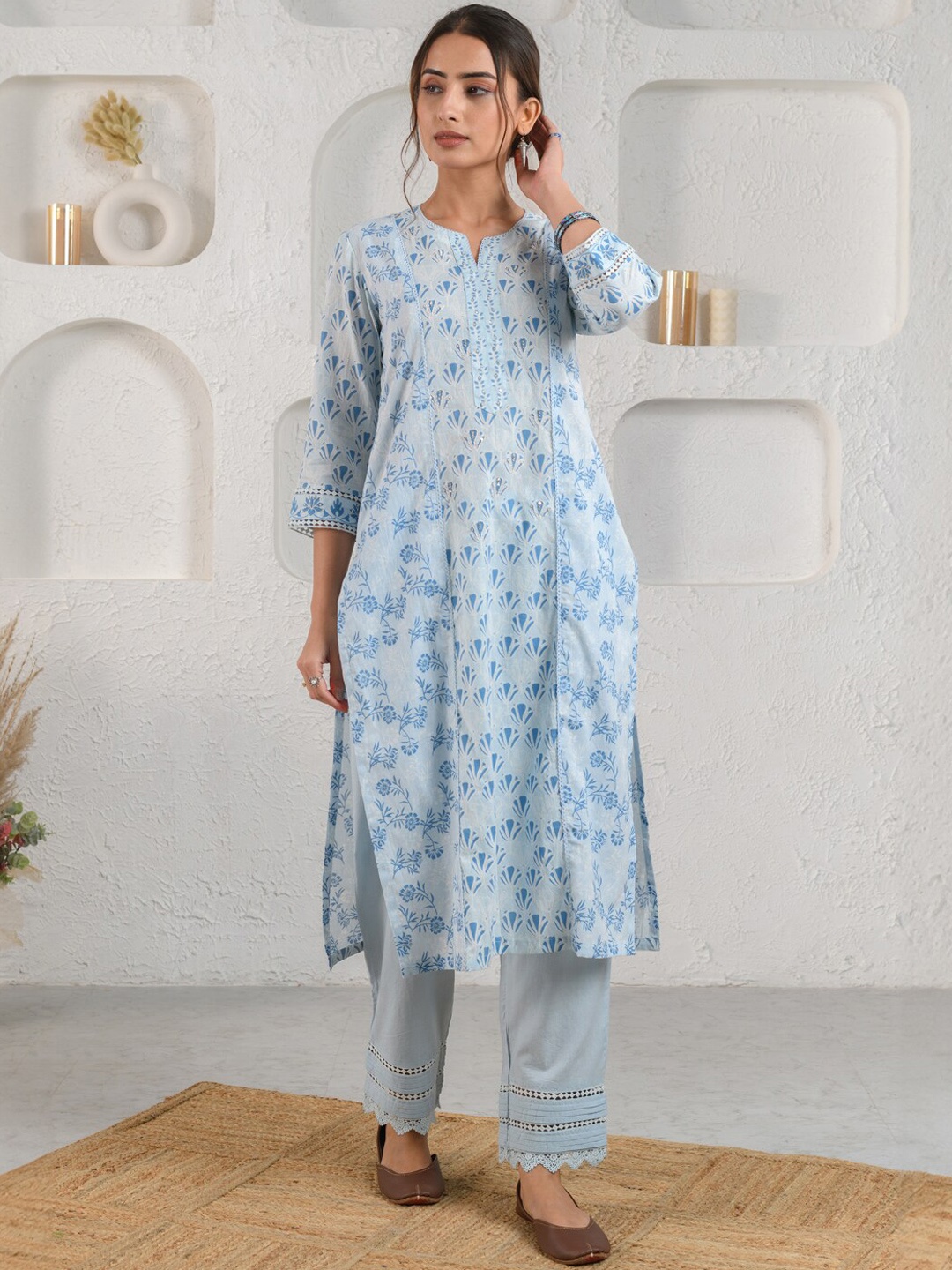 

Prakriti Jaipur Floral Printed Mandarin Collar Sequined Aaqua Cotton Straight Kurta, Blue