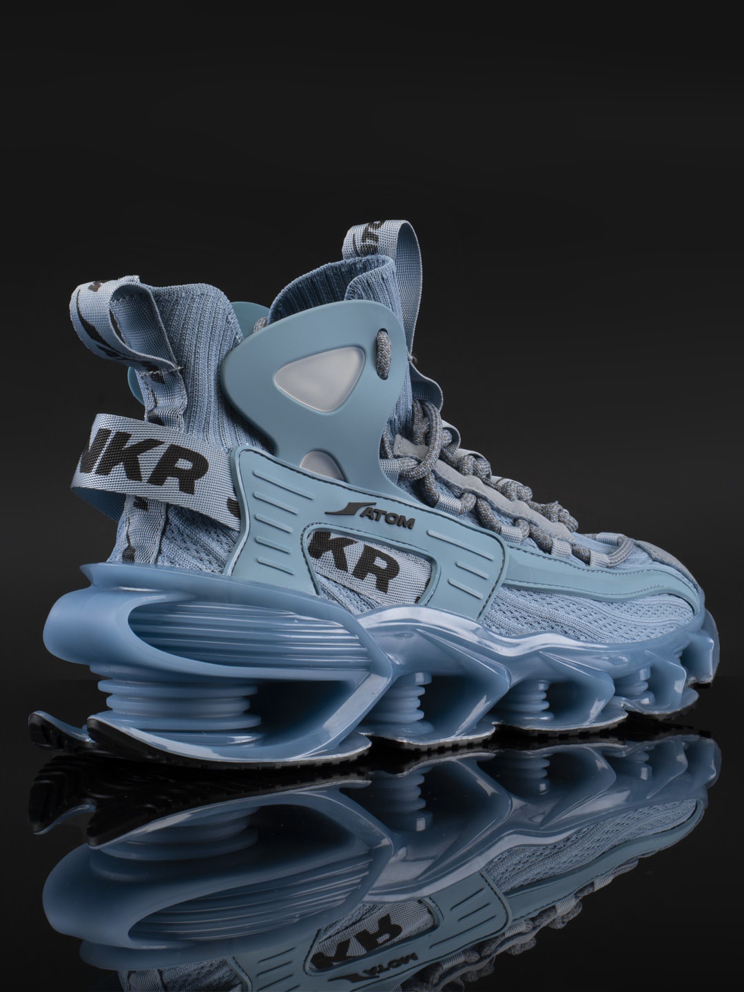 

Atom Men Alpha Predator Mid-Top Sneakers, Blue