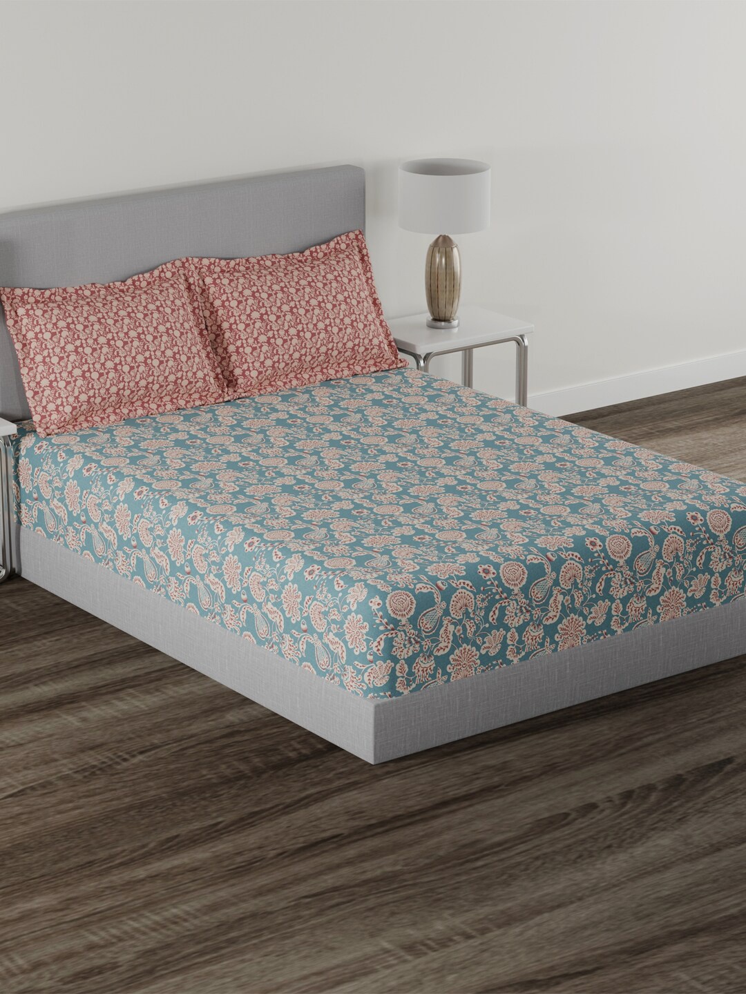 

TRIDENT Amelia Blue Carnival Gold Flat 144TC King Cotton Bedsheet Set