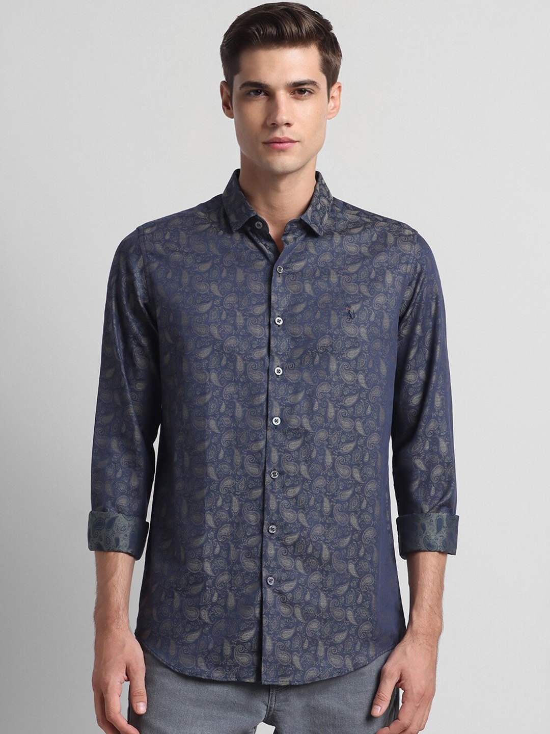 

SIMON CARTER LONDON Slim Fit Paisley Printed Pure Cotton Casual Shirt, Navy blue