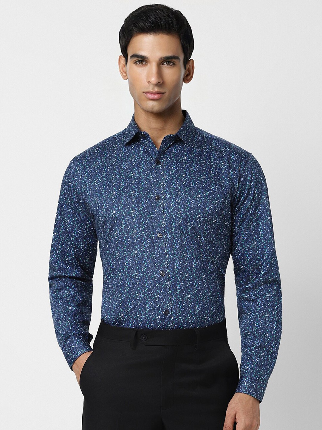 

V Dot Slim Fit Floral Printed Spread Collar Pocket Cotton Casual Shirt, Blue