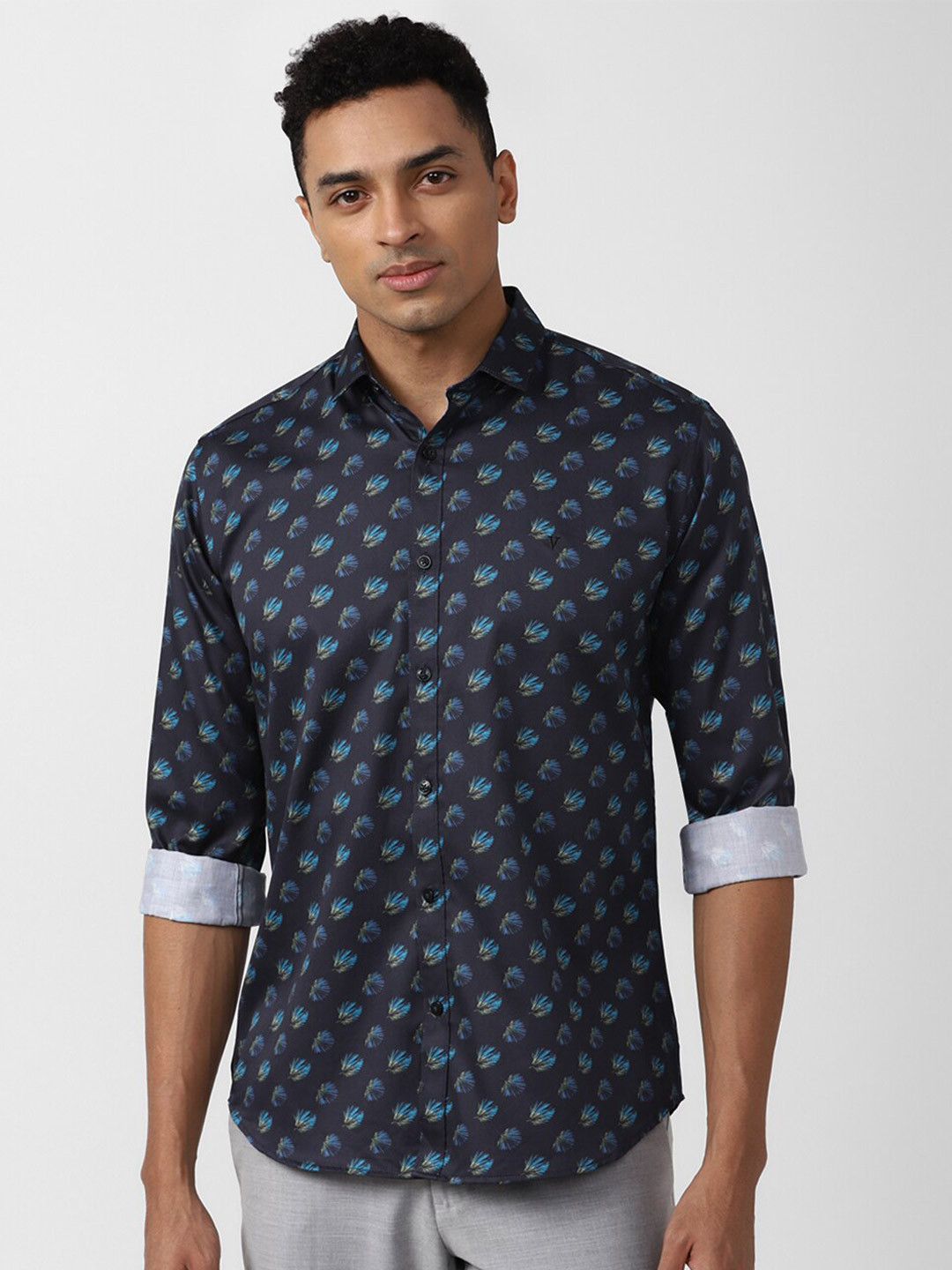 

V Dot Slim Fit Conversational Printed Pure Cotton Casual Shirt, Navy blue