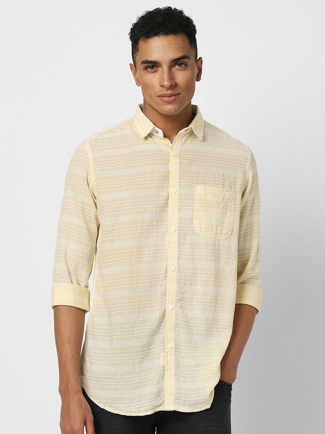 

VAN HEUSEN DENIM LABS Slim Fit Horizontal Striped Casual Shirt, Yellow