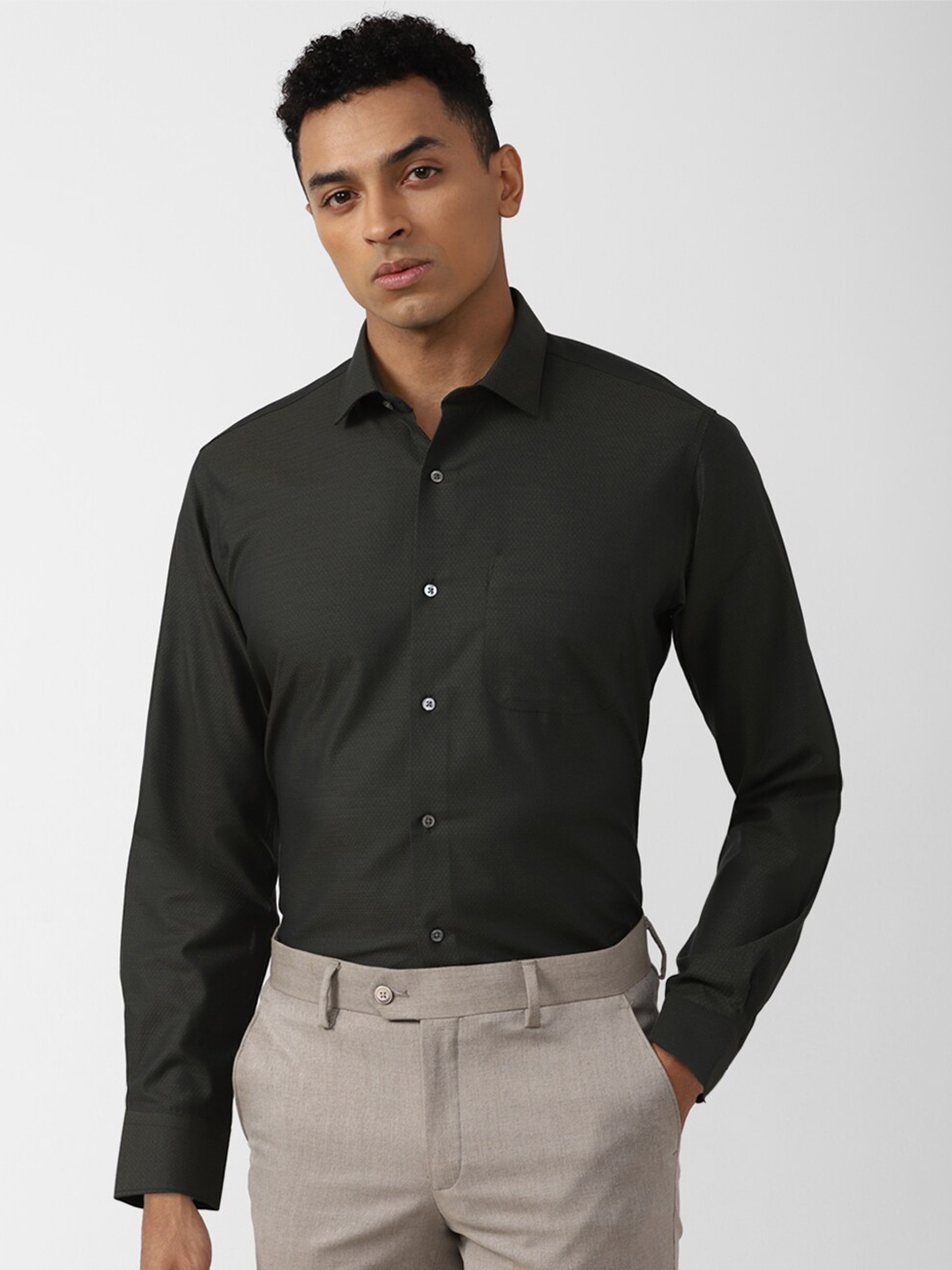 

Van Heusen Cotton Opaque Formal Shirt, Green