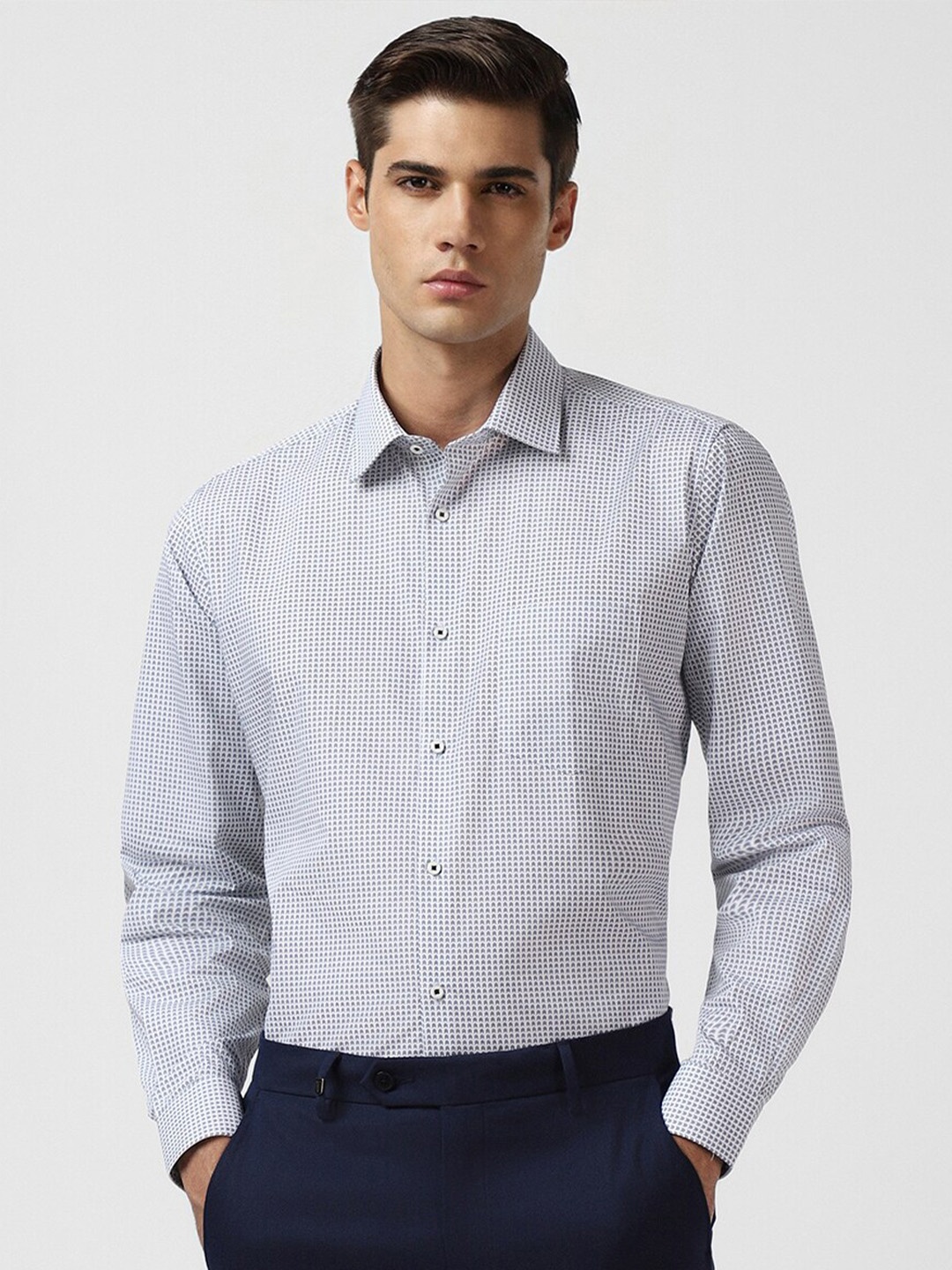 

Van Heusen Micro Ditsy Printed Cotton Formal Shirt, Grey