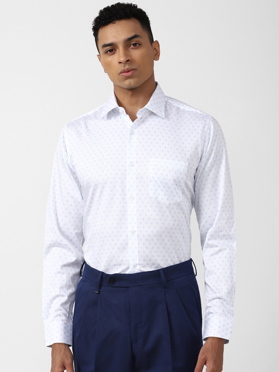

Van Heusen Printed Pure Cotton Formal Shirt, White