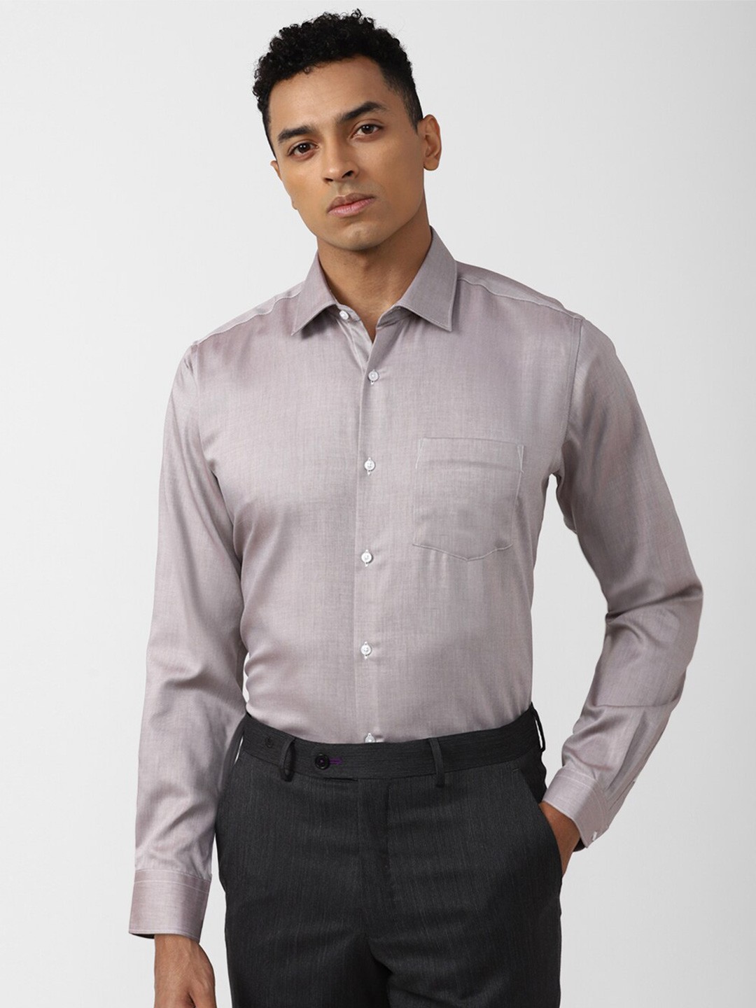 

Van Heusen Durapress Spread Collar Pure Cotton Wrinkle Resistant & Easy Care Formal Shirt, Purple