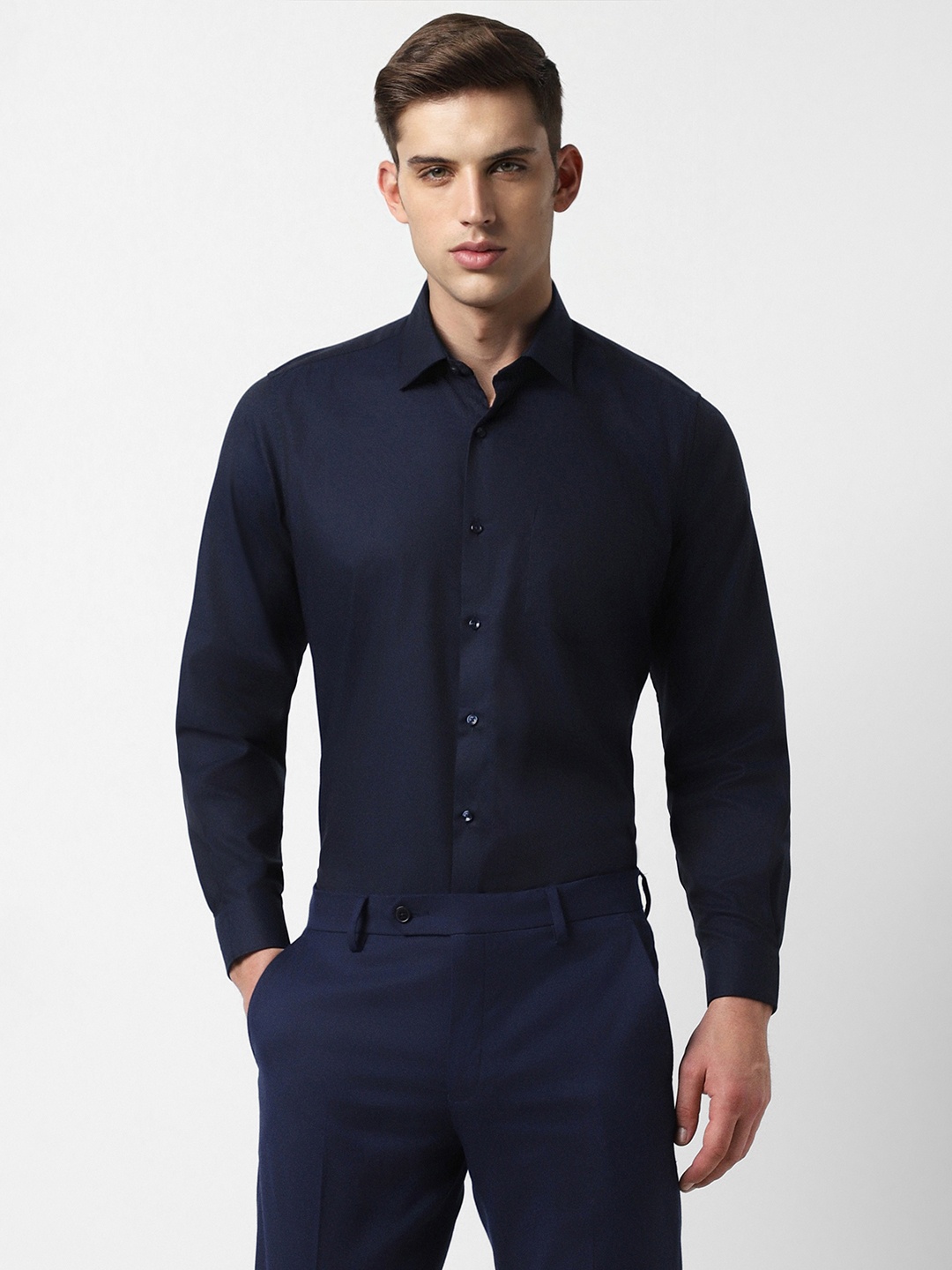 

Van Heusen Spread Collar Pure Cotton Formal Shirt, Navy blue