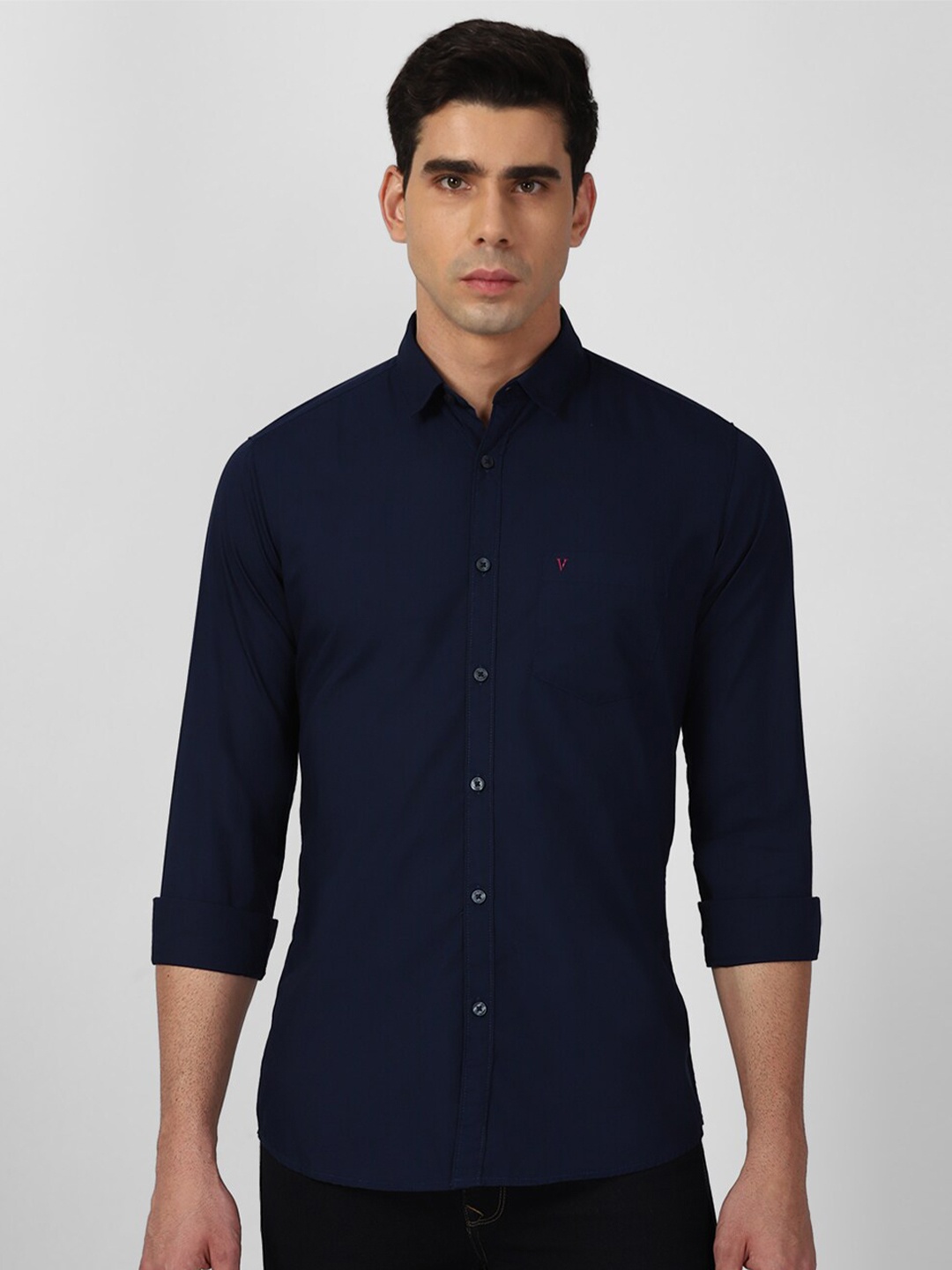 

Van Heusen Sport Slim Fit Spread Collar Casual Shirt, Navy blue