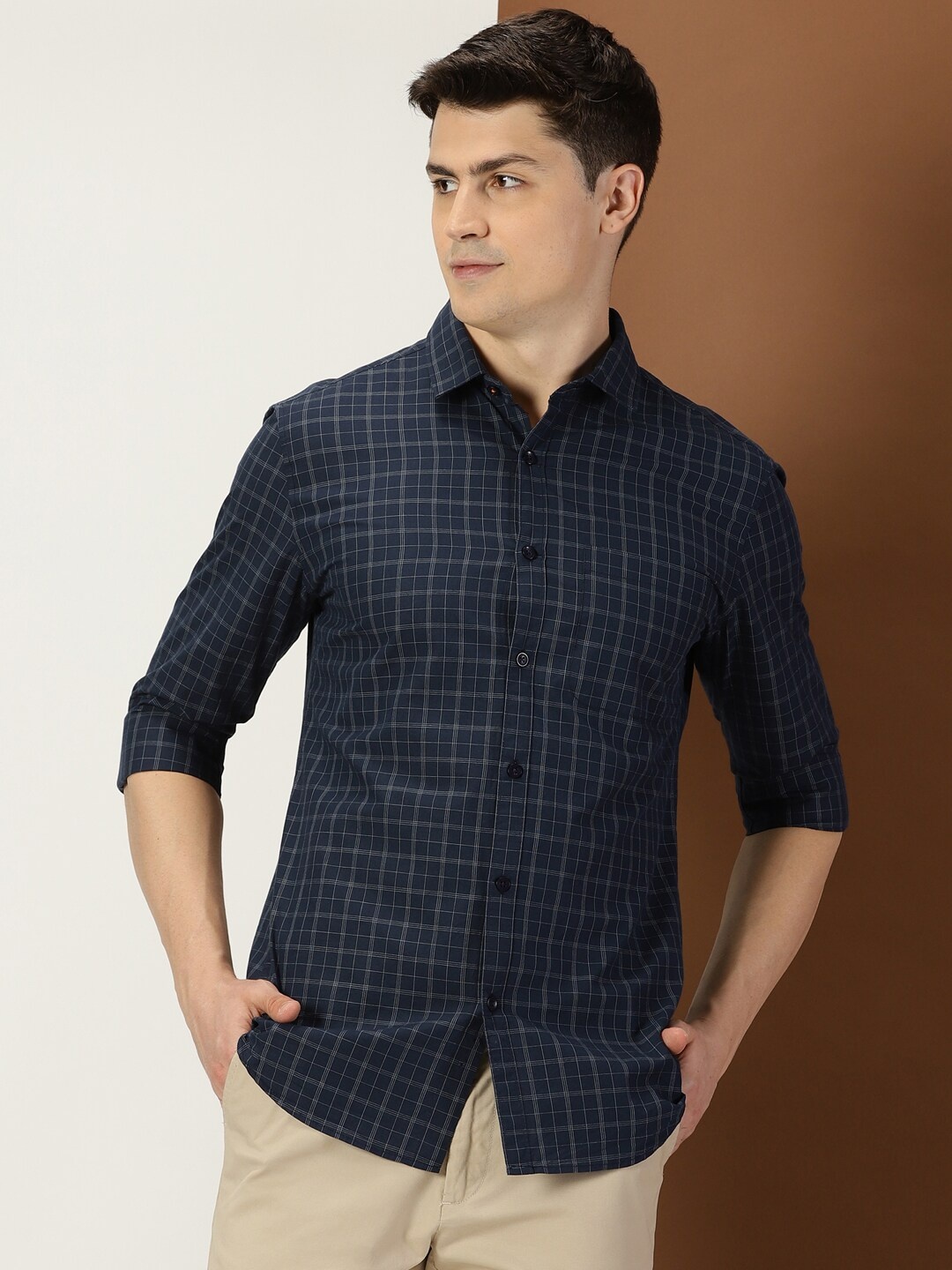 

INVICTUS Checked Original Slim Fit Cotton Casual Shirt, Navy blue
