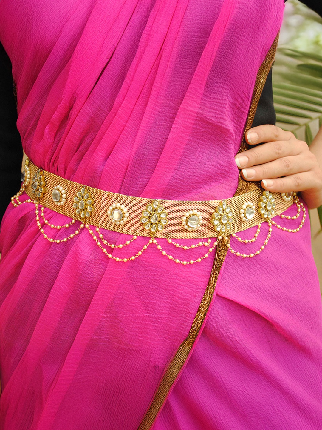 

BeAbhika Kundan & Artificial Stoned Studded Waist Chain, Gold