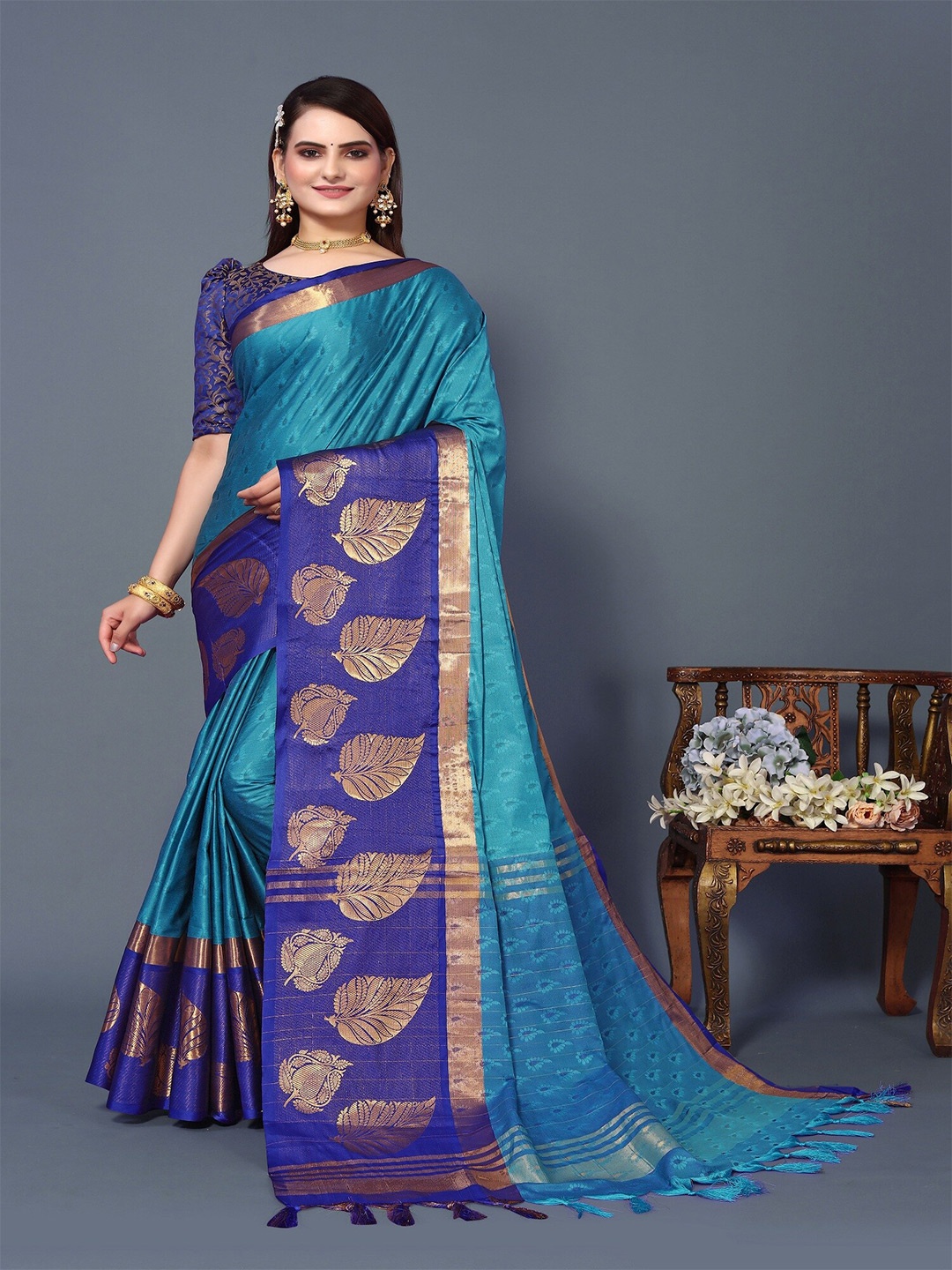 

APNISHA Floral Woven Design Zari Pure Silk Banarasi Saree, Turquoise blue