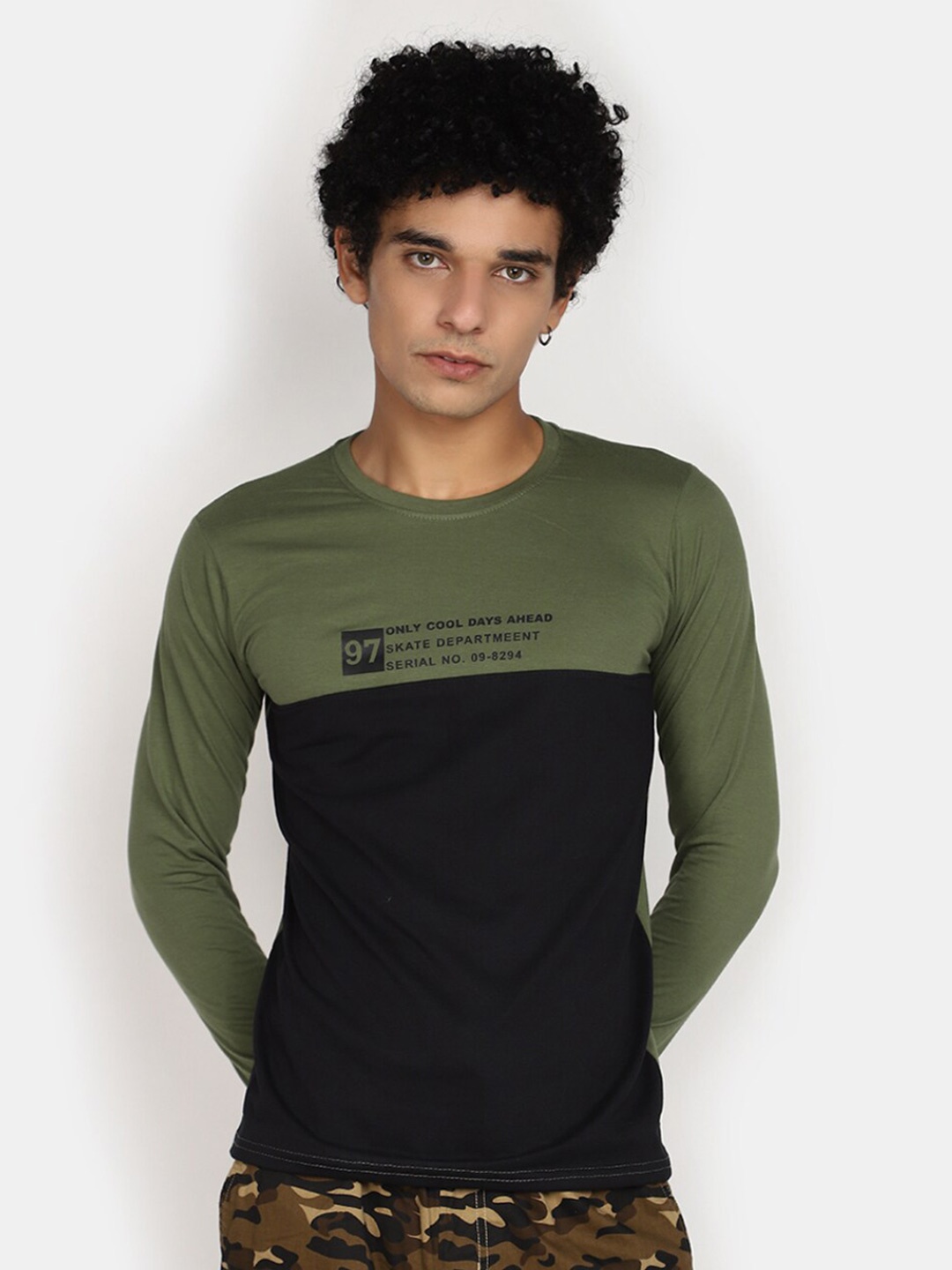 

V-Mart Colourblocked Round Neck Cotton T-shirt, Green