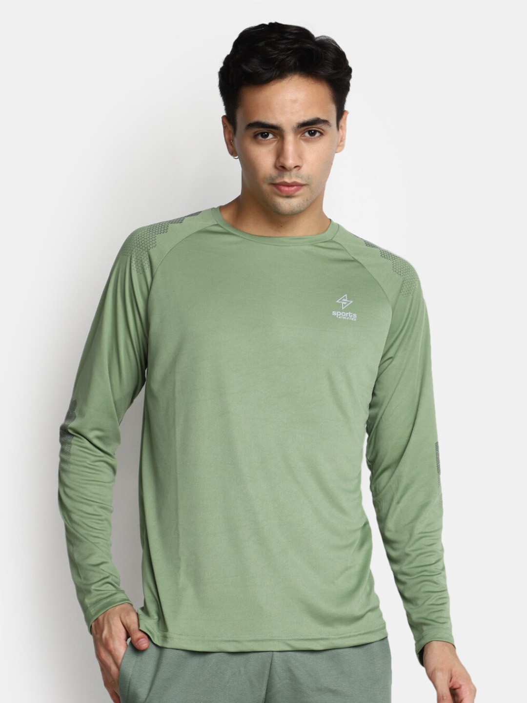 

V-Mart Raglan Sleeves Slim Fit Sports T-shirt, Green