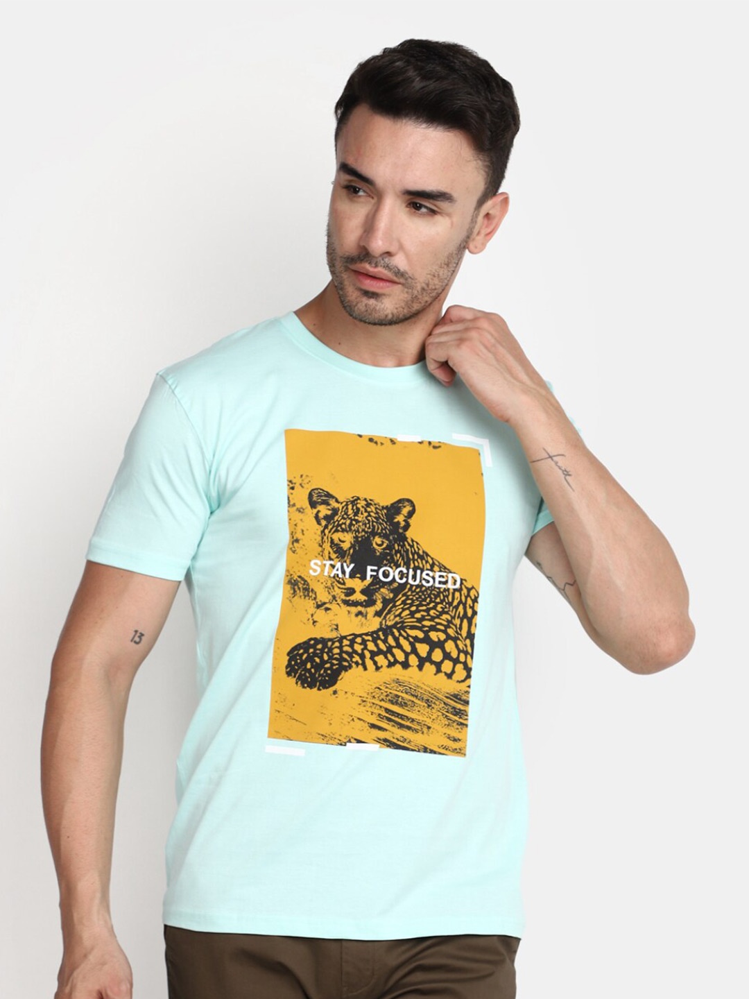 

V-Mart Graphic Printed Cotton T-shirt, Blue