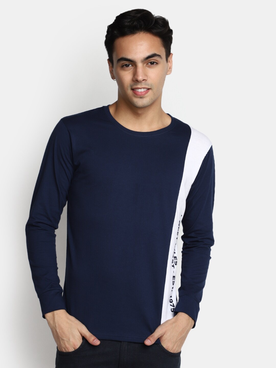 

V-Mart Colourblocked Round Neck T-shirt, Blue