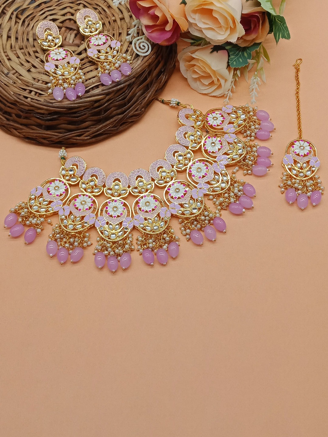 

AASHISH IMITATION Gold-Plated Kundan Studded & Beaded Jewellery Set